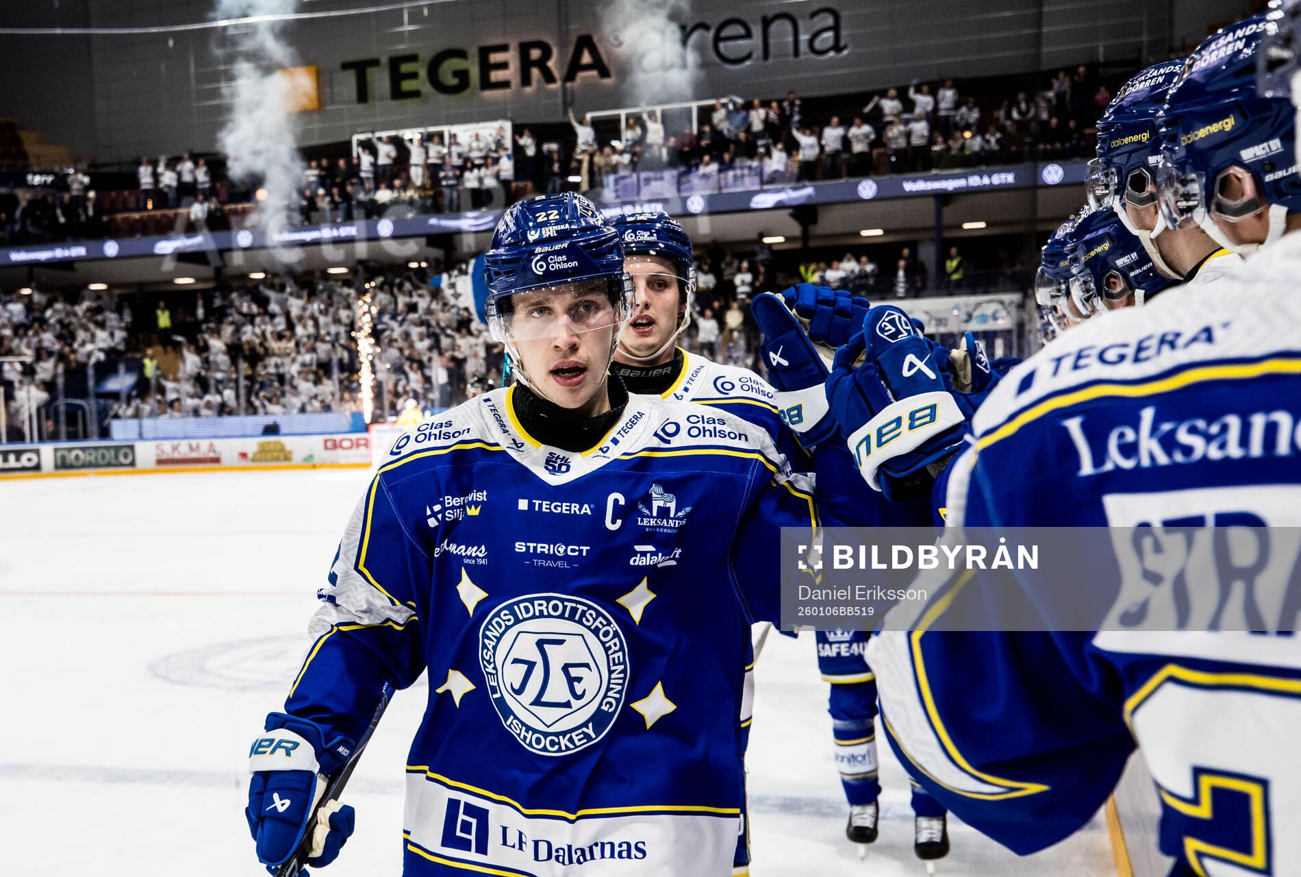 Leksands Lukas Vejdemo jublar