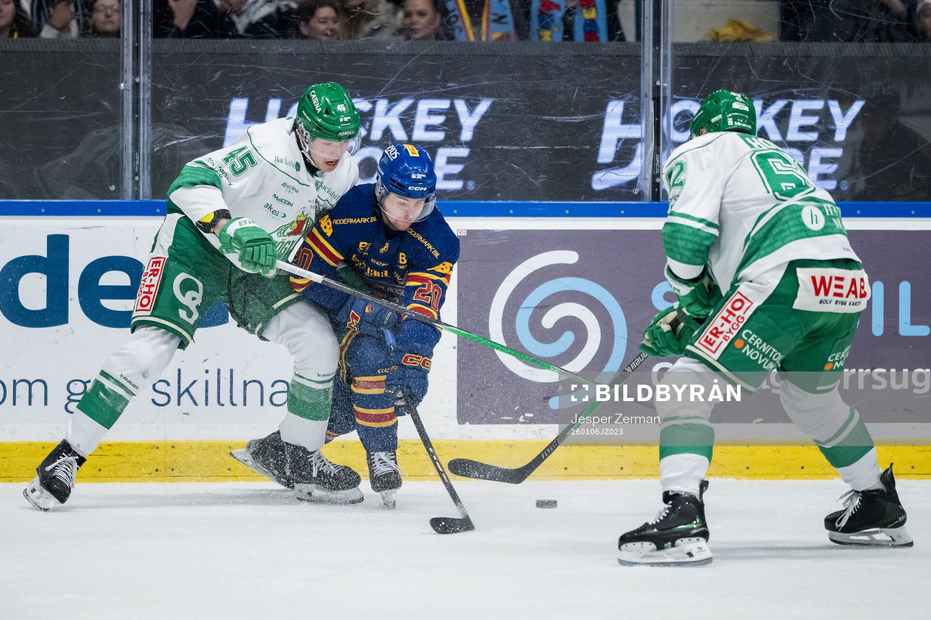 Djurgårdens Mathias Emilio Pettersen mot Rögles Gregor
