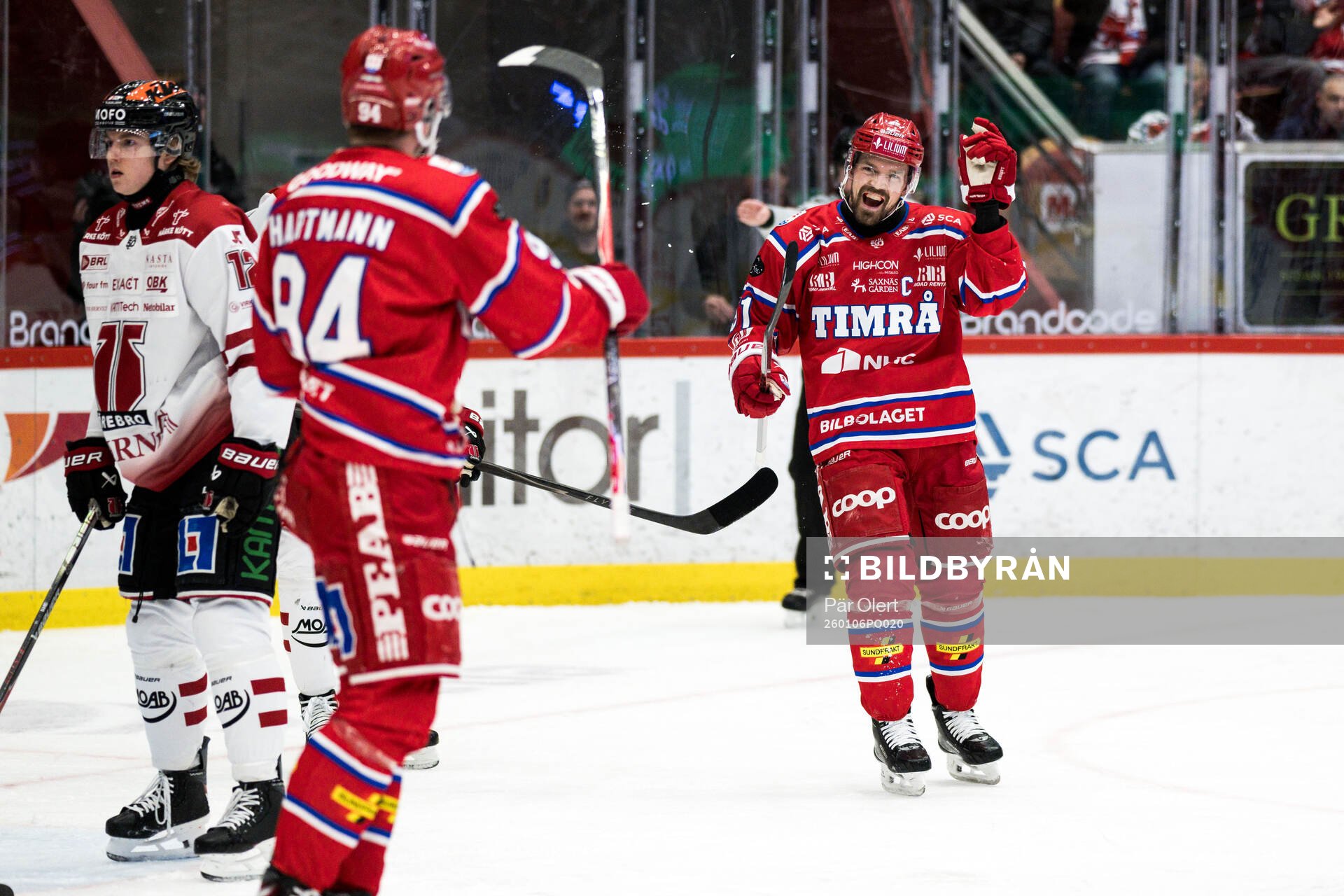 Timrås Anton Lander och Sebastian Hartmann jublar