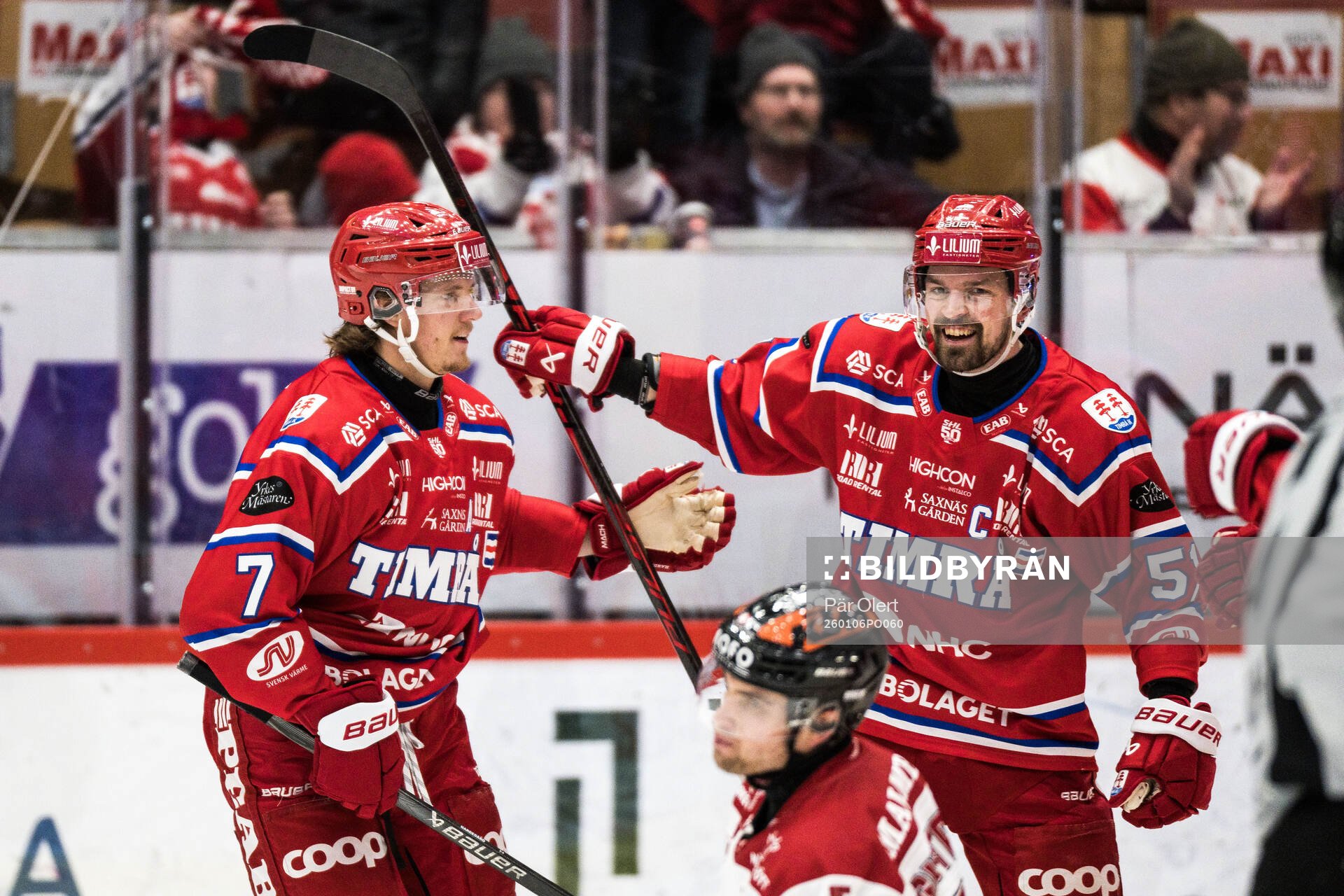 Timrås Marcus Hardegård och Anton Lander jublar