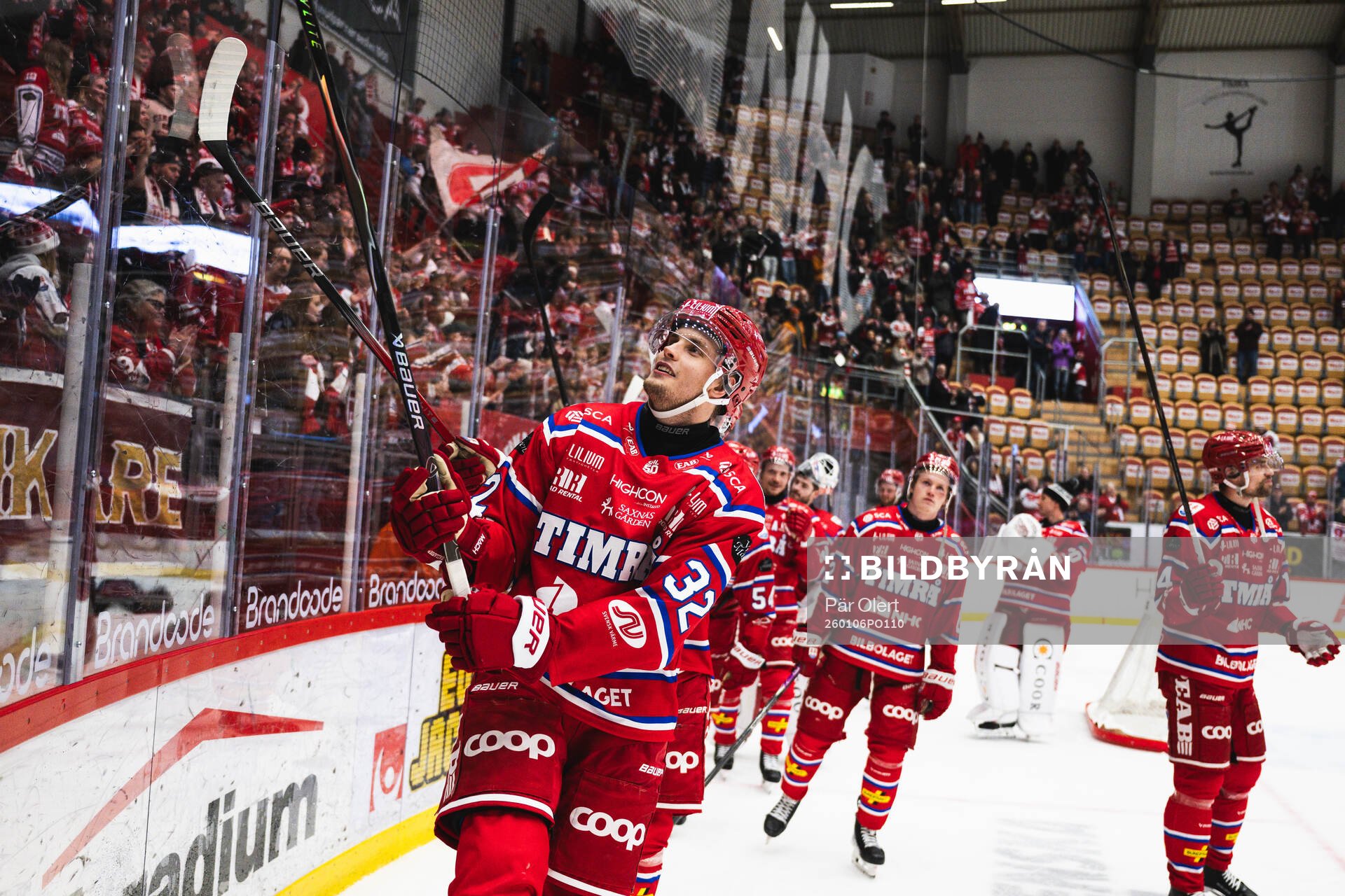 Timrås Anton Lundmark jublar