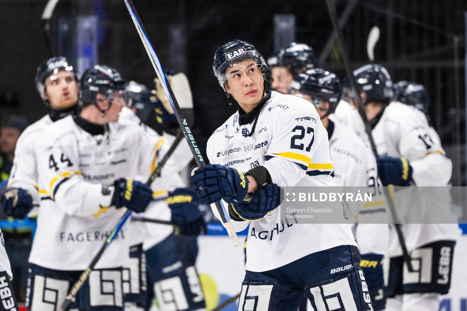 HV71s Jonathan Ang jublar
