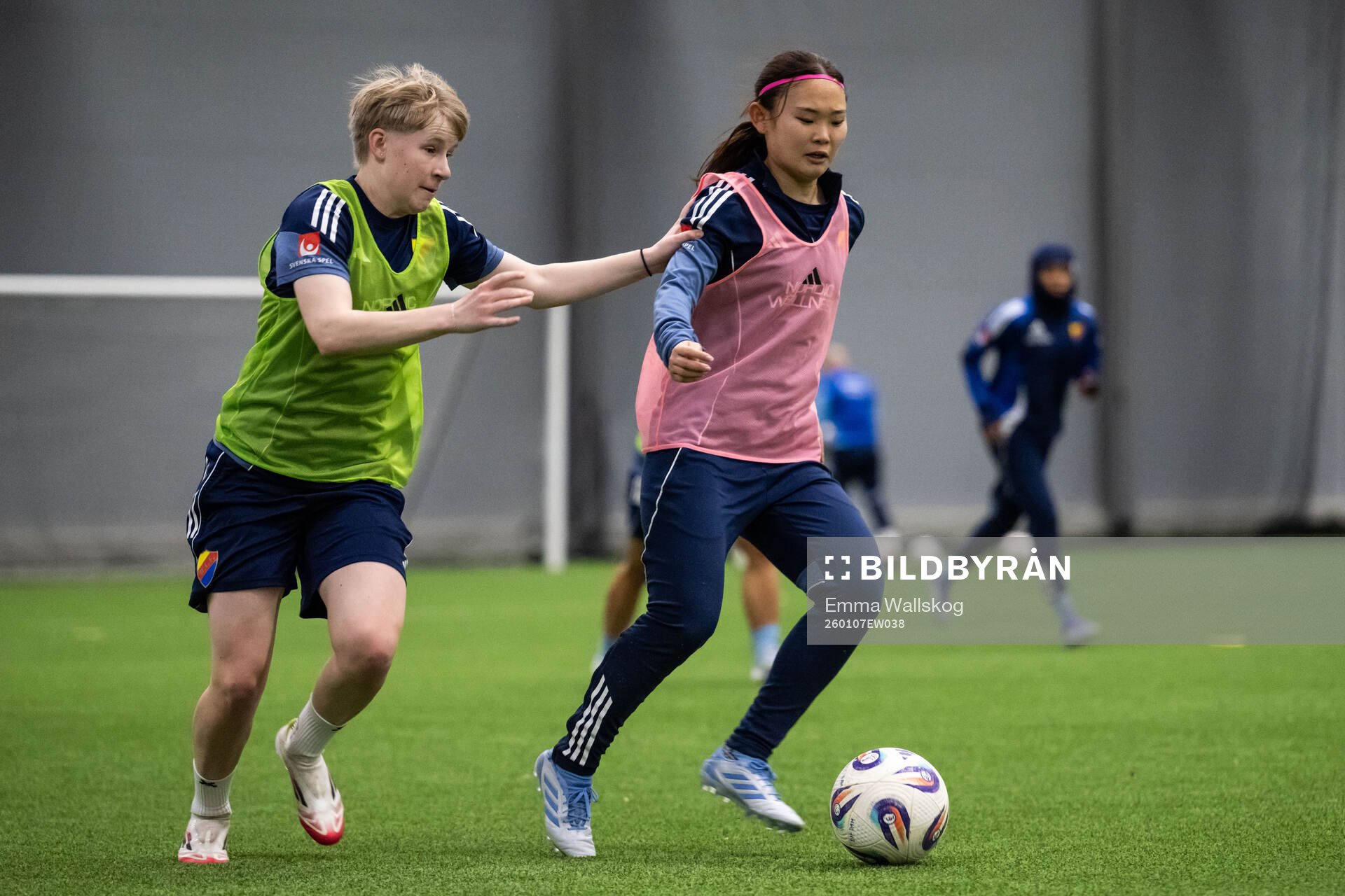 Olivia Ulenius och Urara Watanabe
