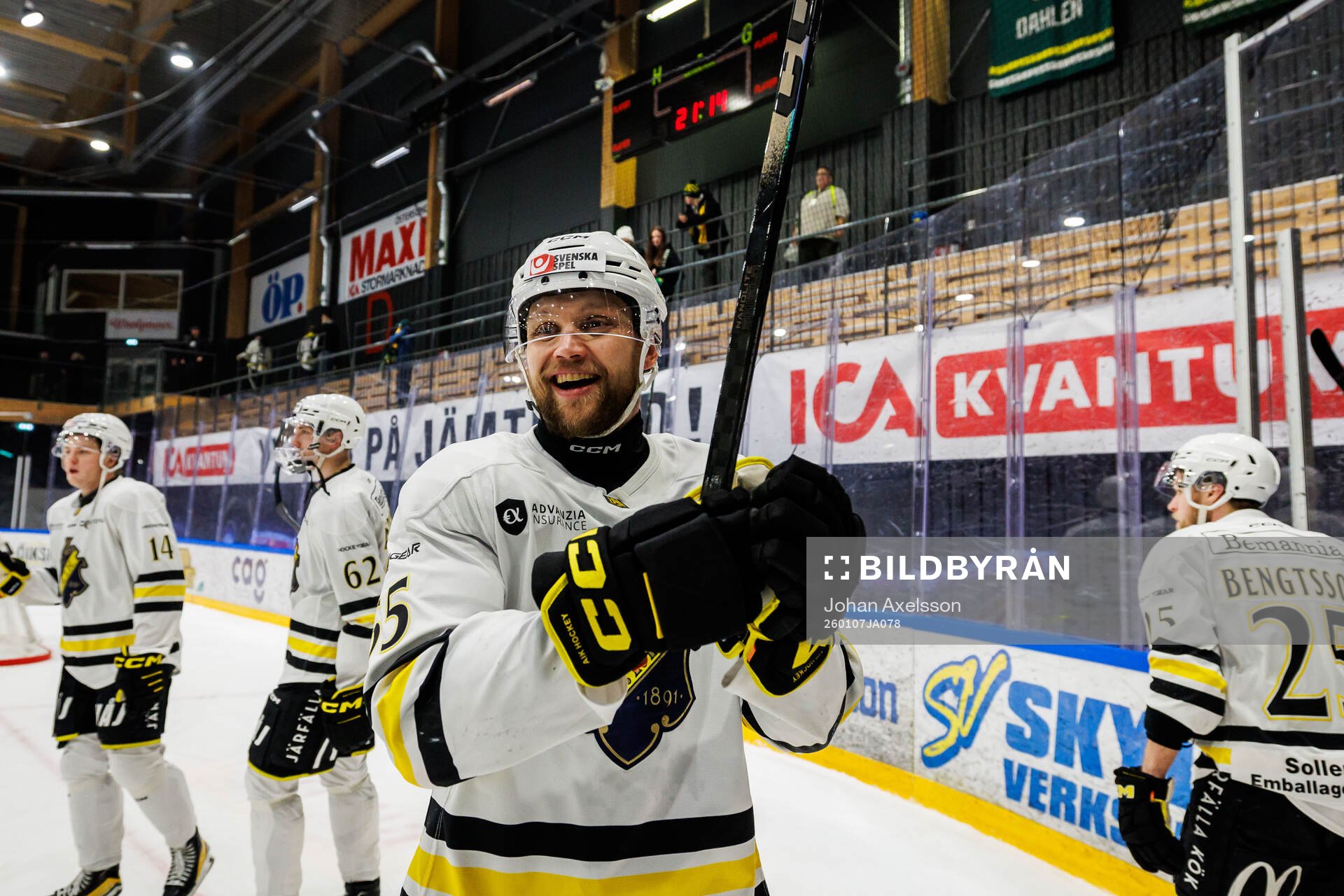 AIKs Ludwig Blomstrand jublar