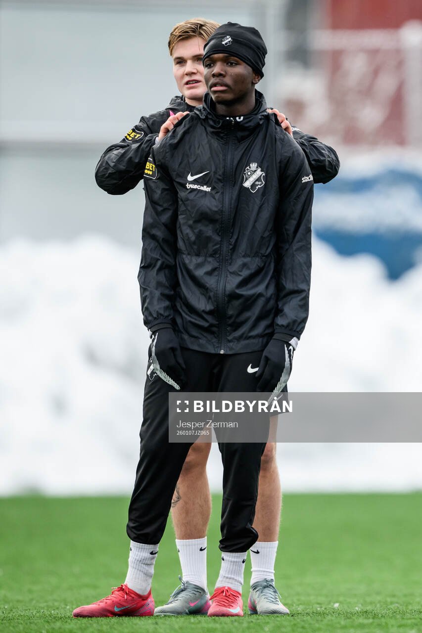 AIKs Erik Hovden Flataker och Axel Kouame