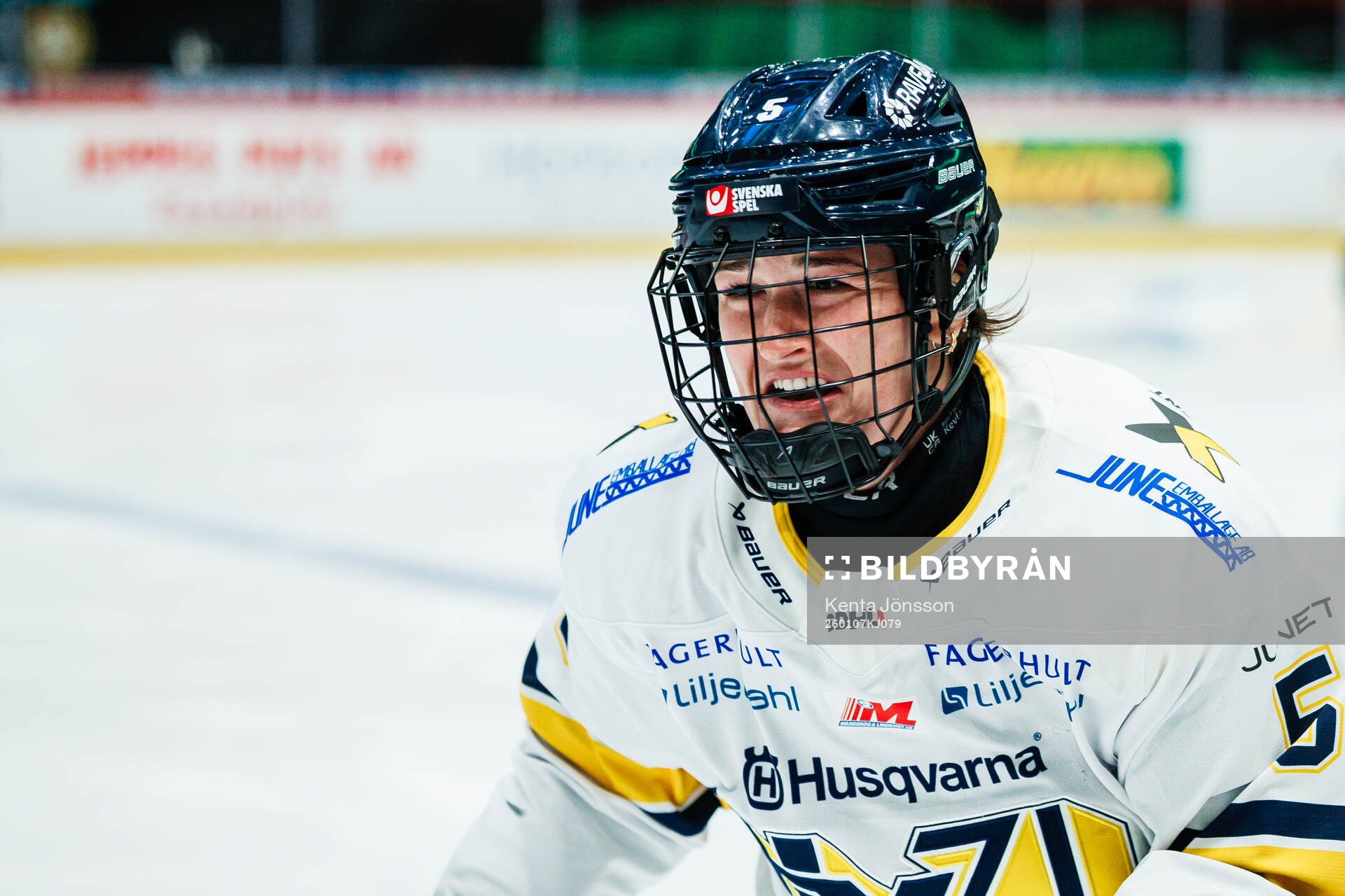HV71s Julia Shaunessy jublar