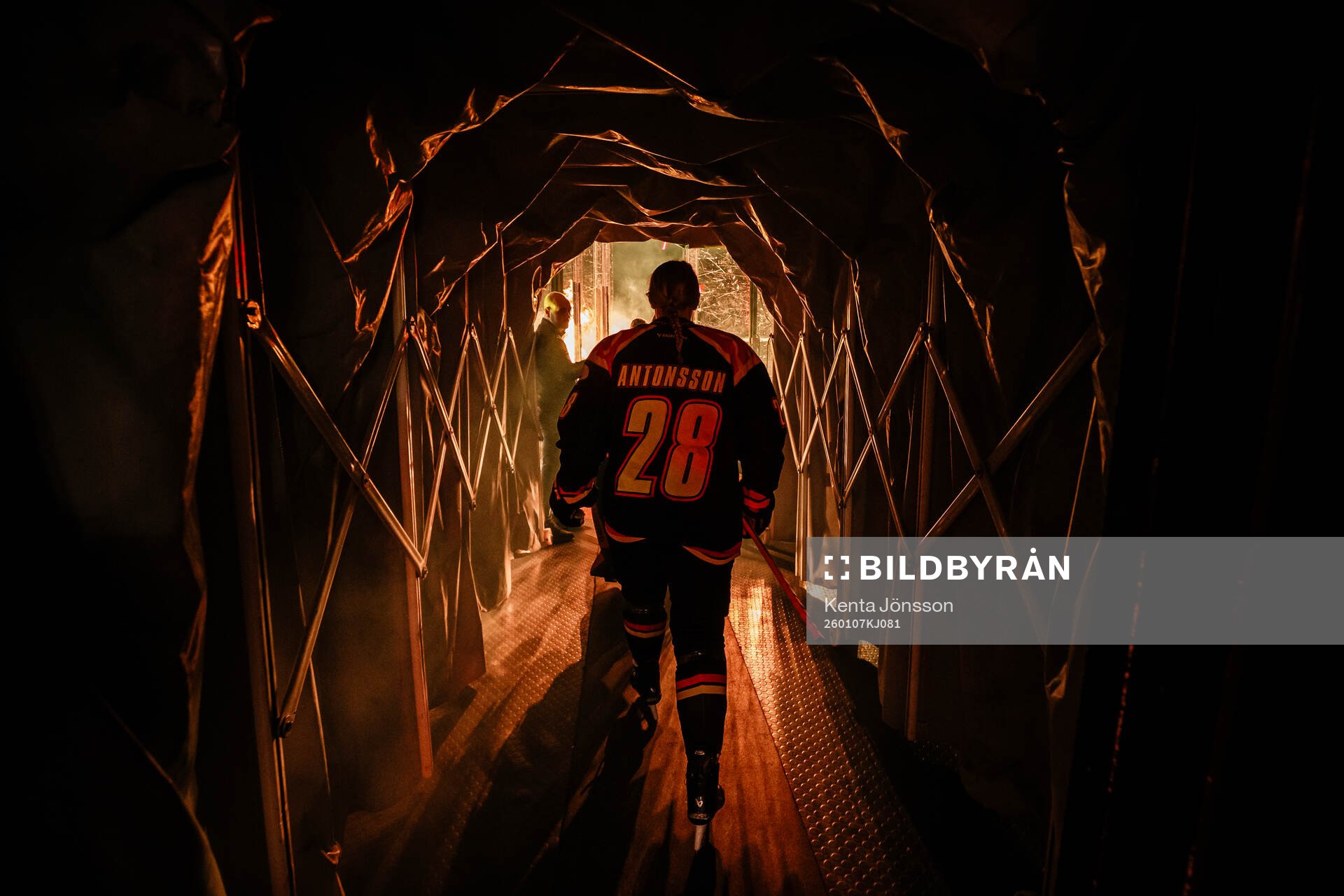 Brynäs Jenny Antonsson i spelartunneln