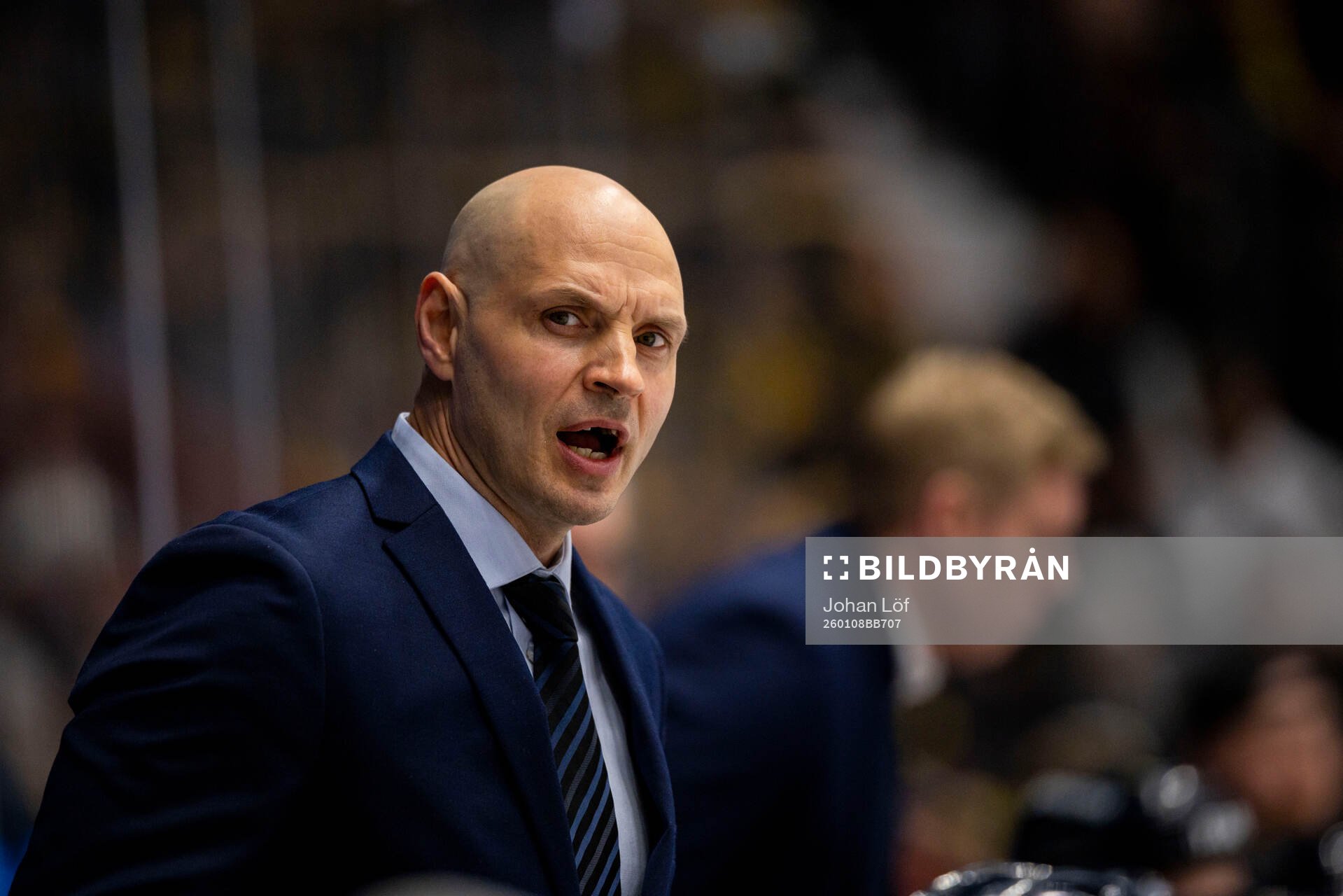 HV71s assisterande tränare Kris Beech