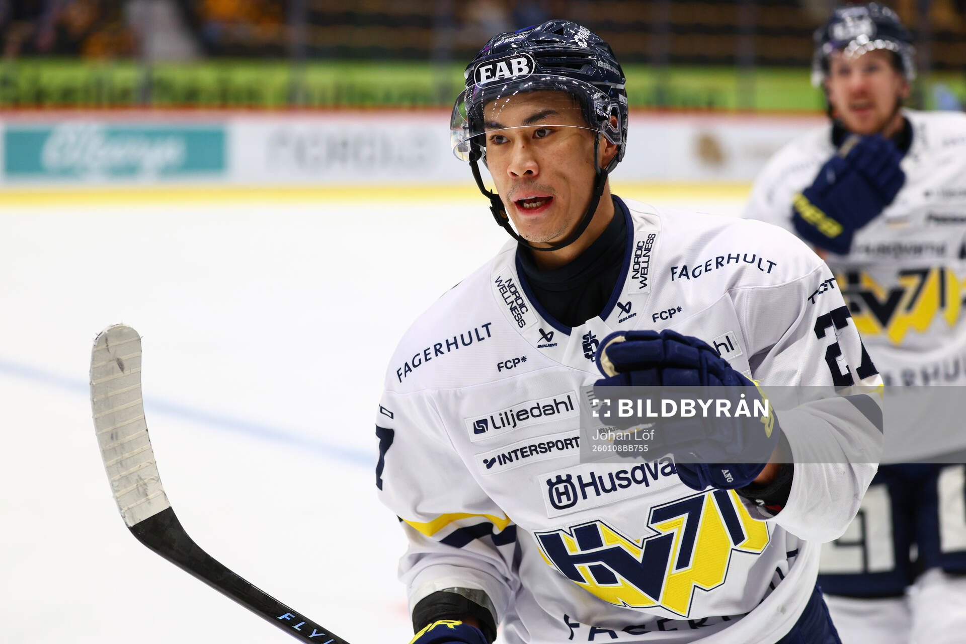 HV71s Jonathan Ang jublar