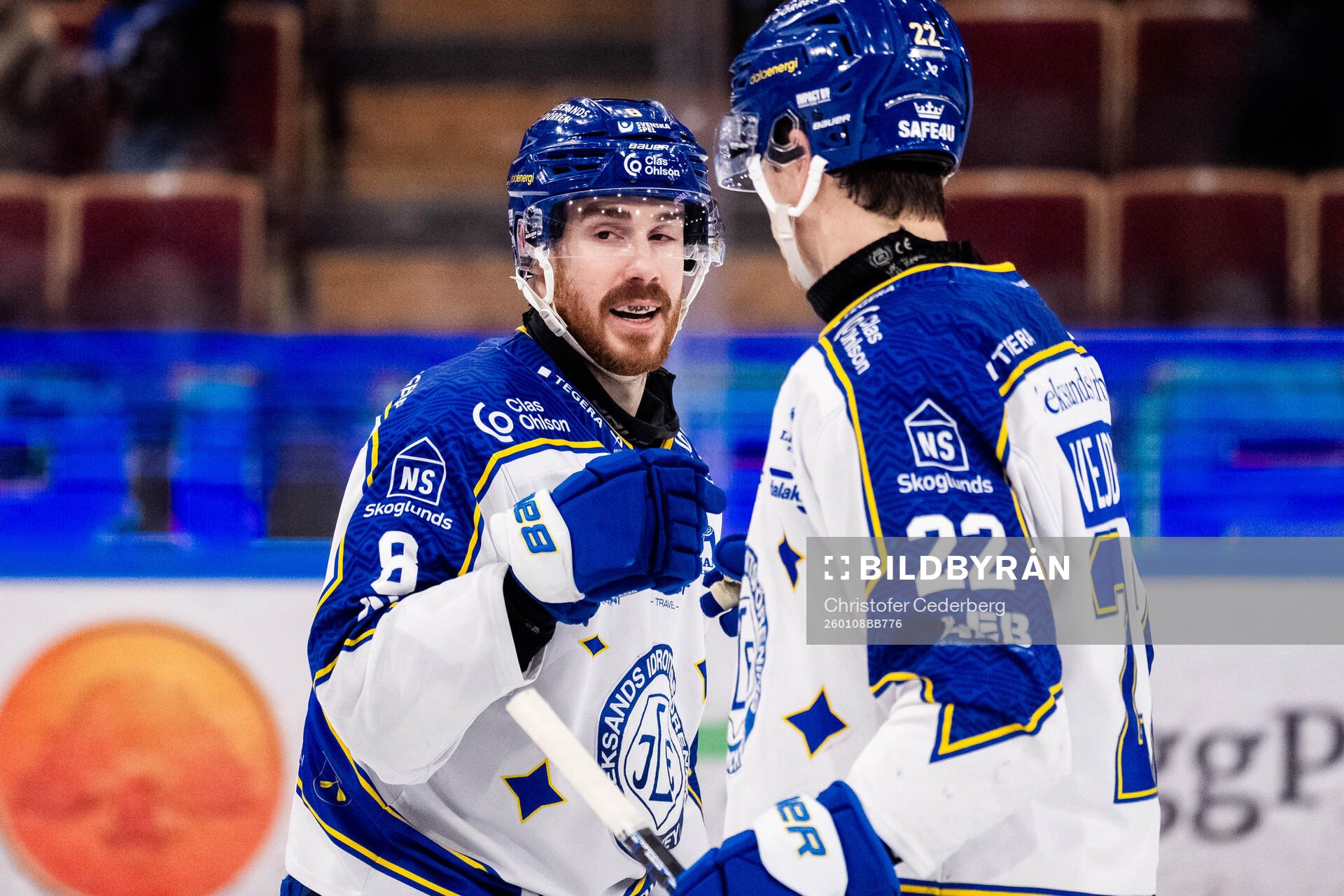 Leksands Matt Caito och Lukas Vejdemo jublar