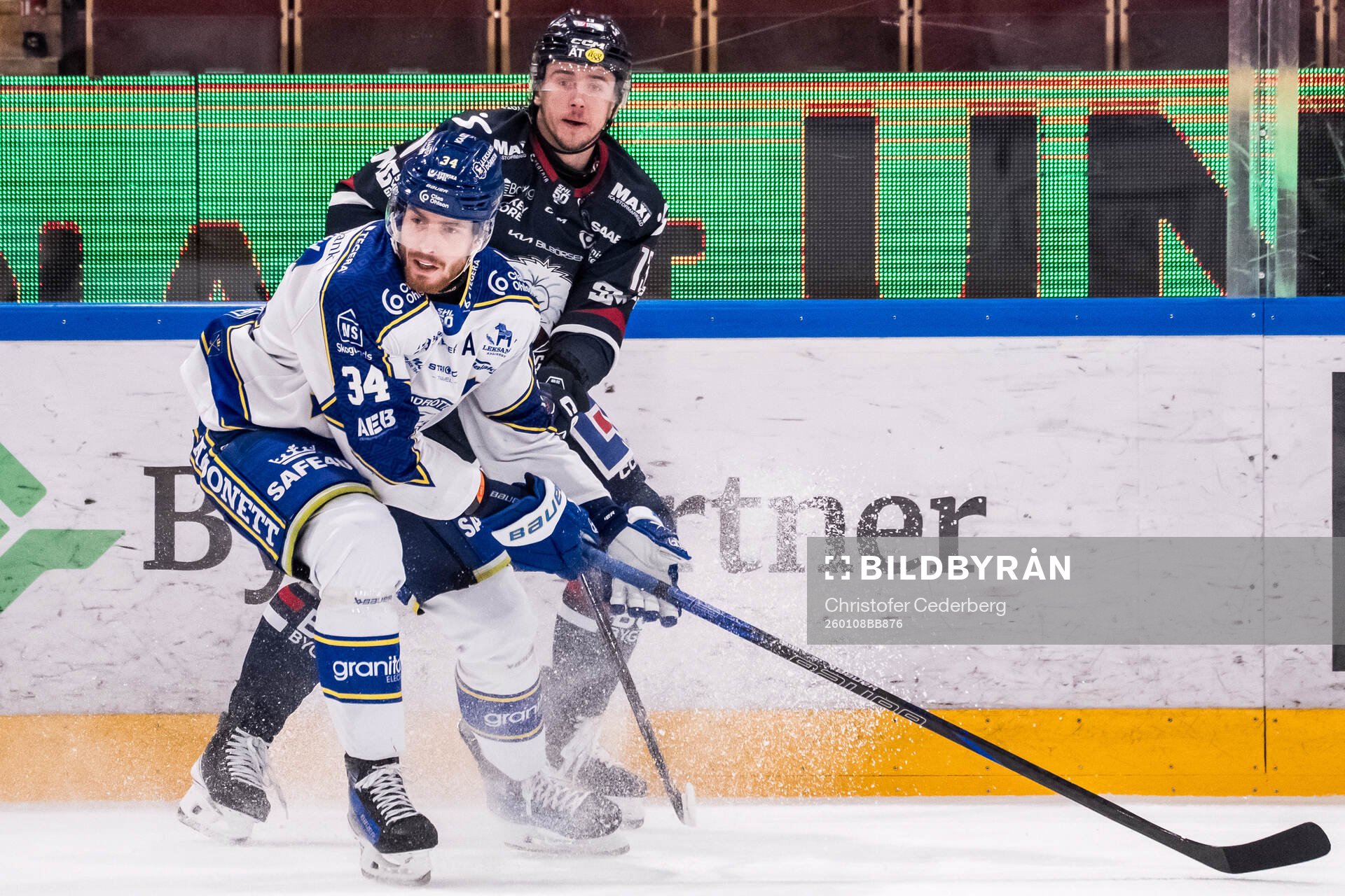 Leksands Peter Cehlarik och Linköpings Nicholas Shore