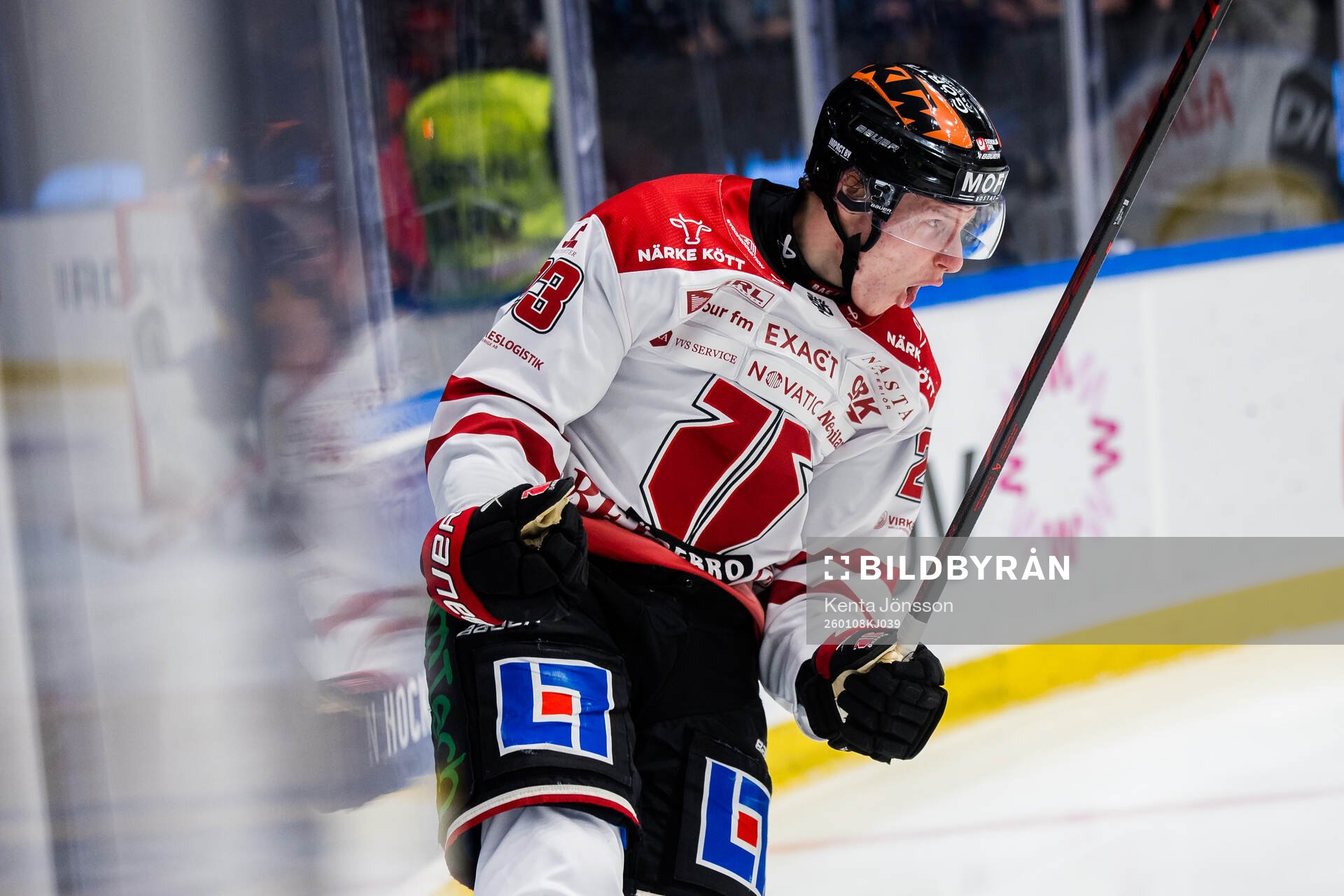 Örebros Egor Polin jublar