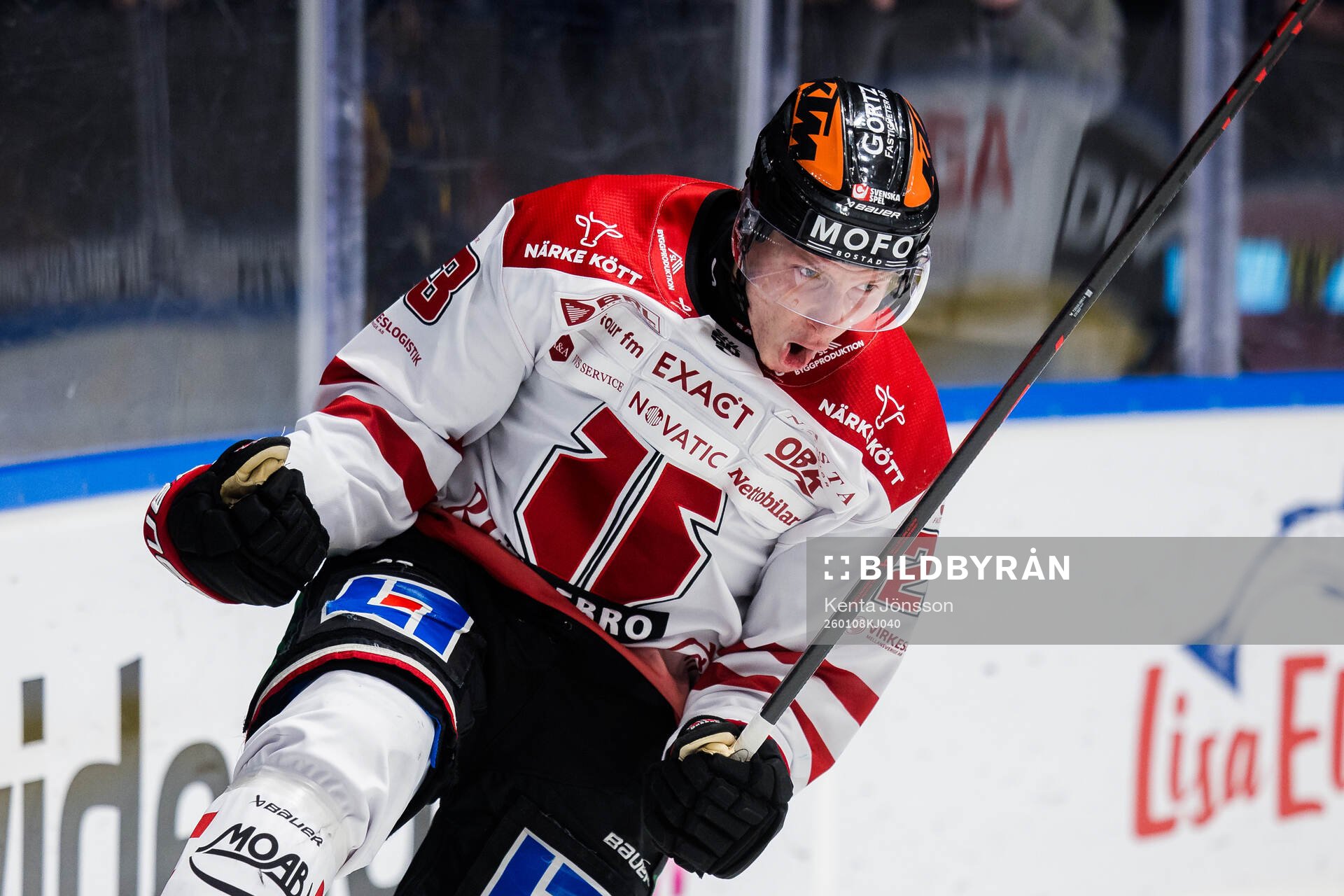 Örebros Egor Polin jublar