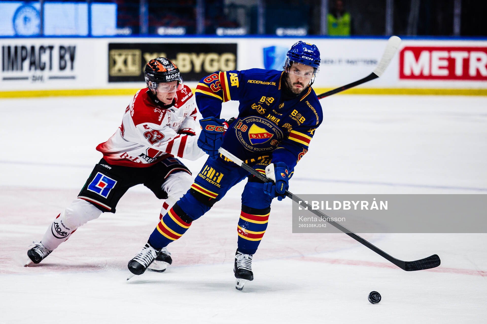 Örebros Egor Polin och Djurgårdens Oula Palve