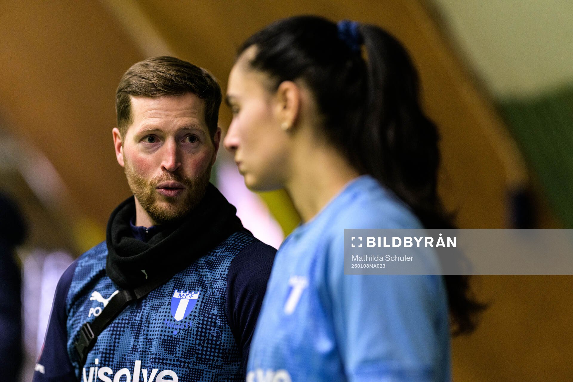 Fysioterapeut Philip Ohlsson och målvakt Zecira Musovic
