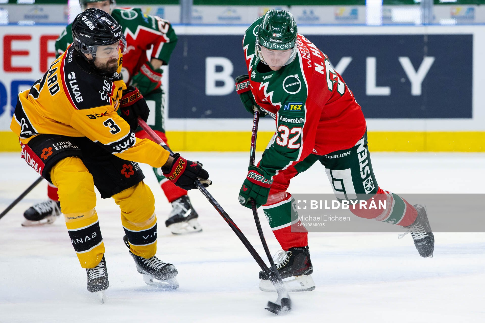 Luleås Frederic Allard och Frölundas Noah Hasa