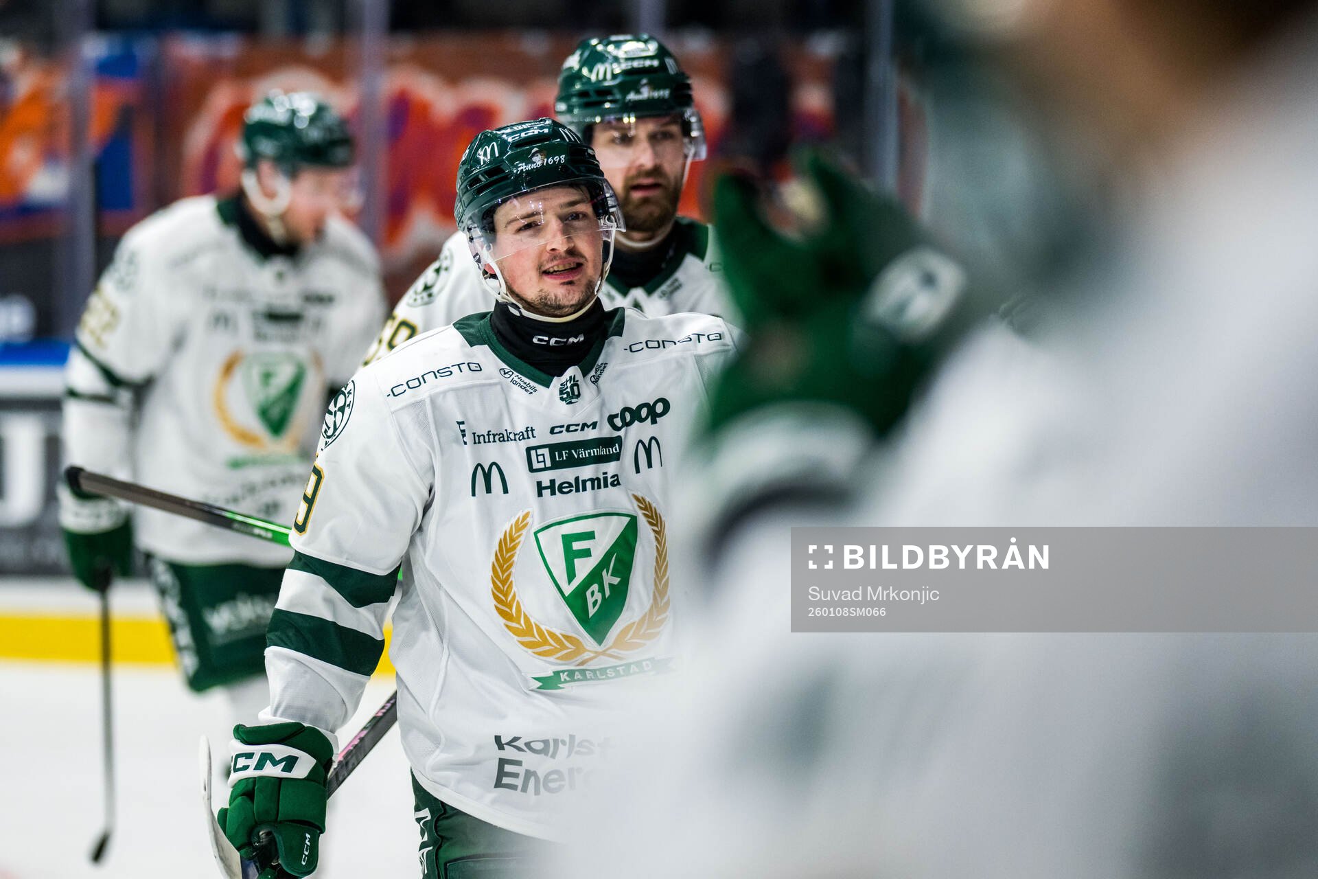 Färjestads Luke Philp jublar