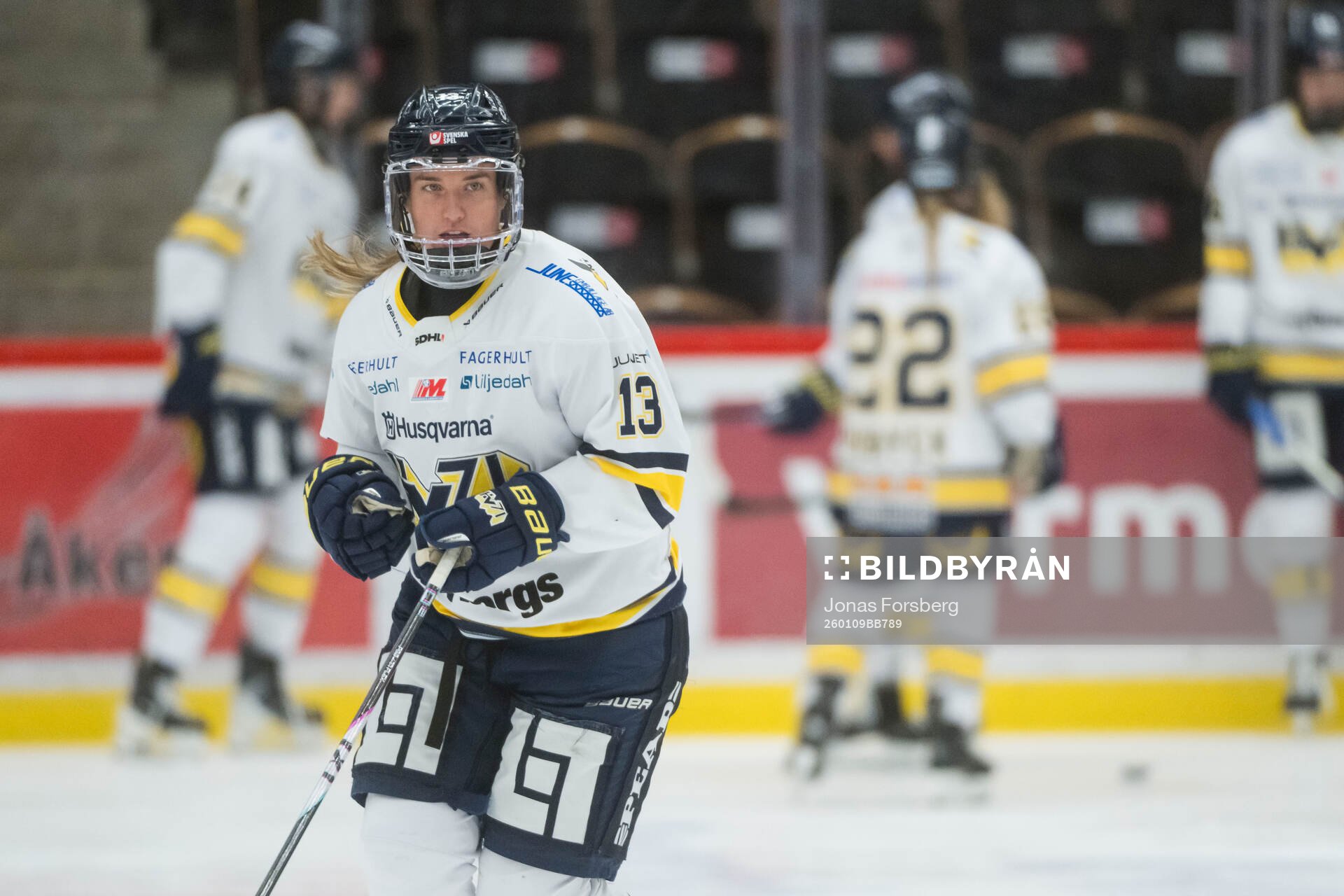 HV71s Julia Nearis innan ishockeymatchen i SDHL mellan Modo