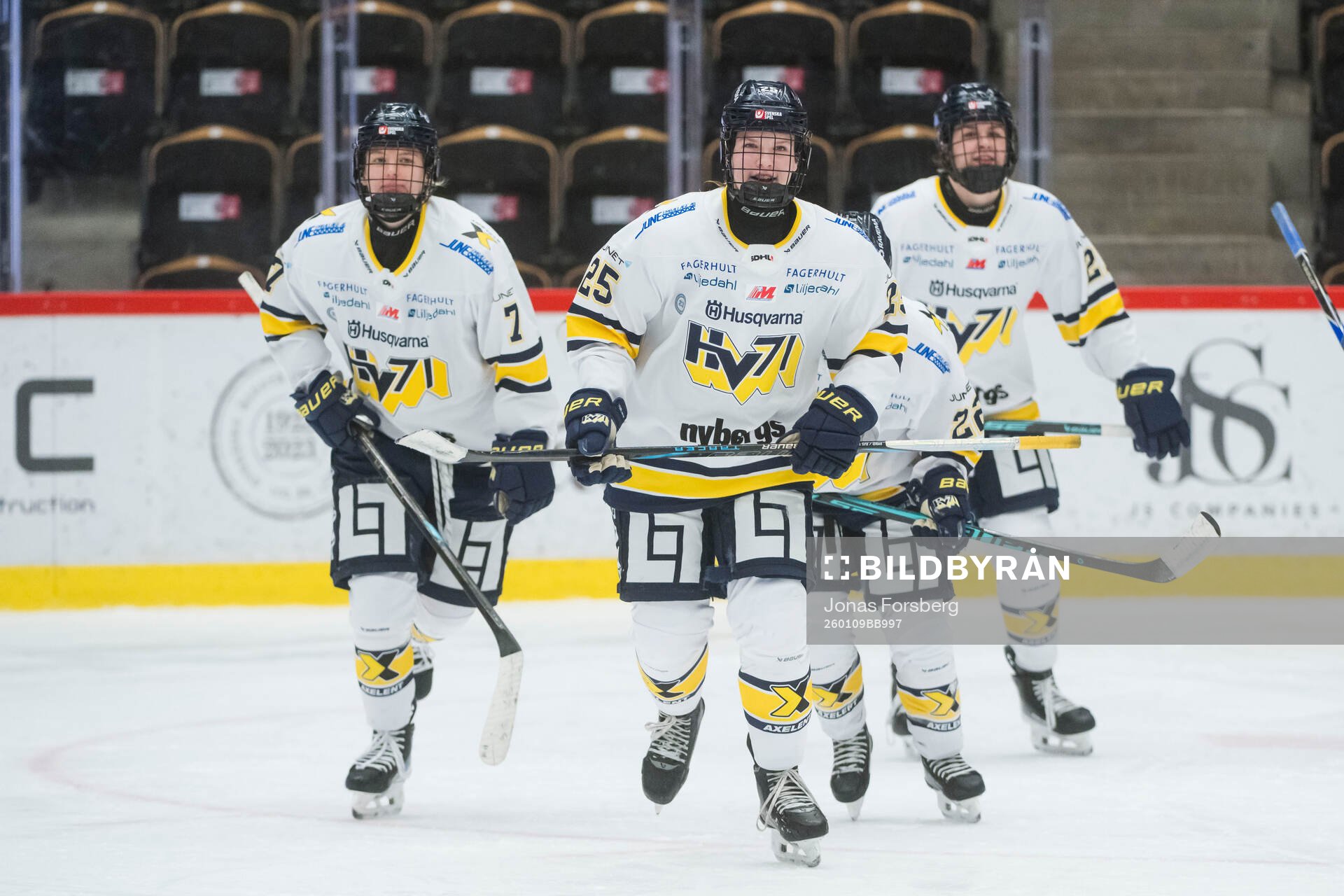 HV71s Alva Johansson efter2-5 målet