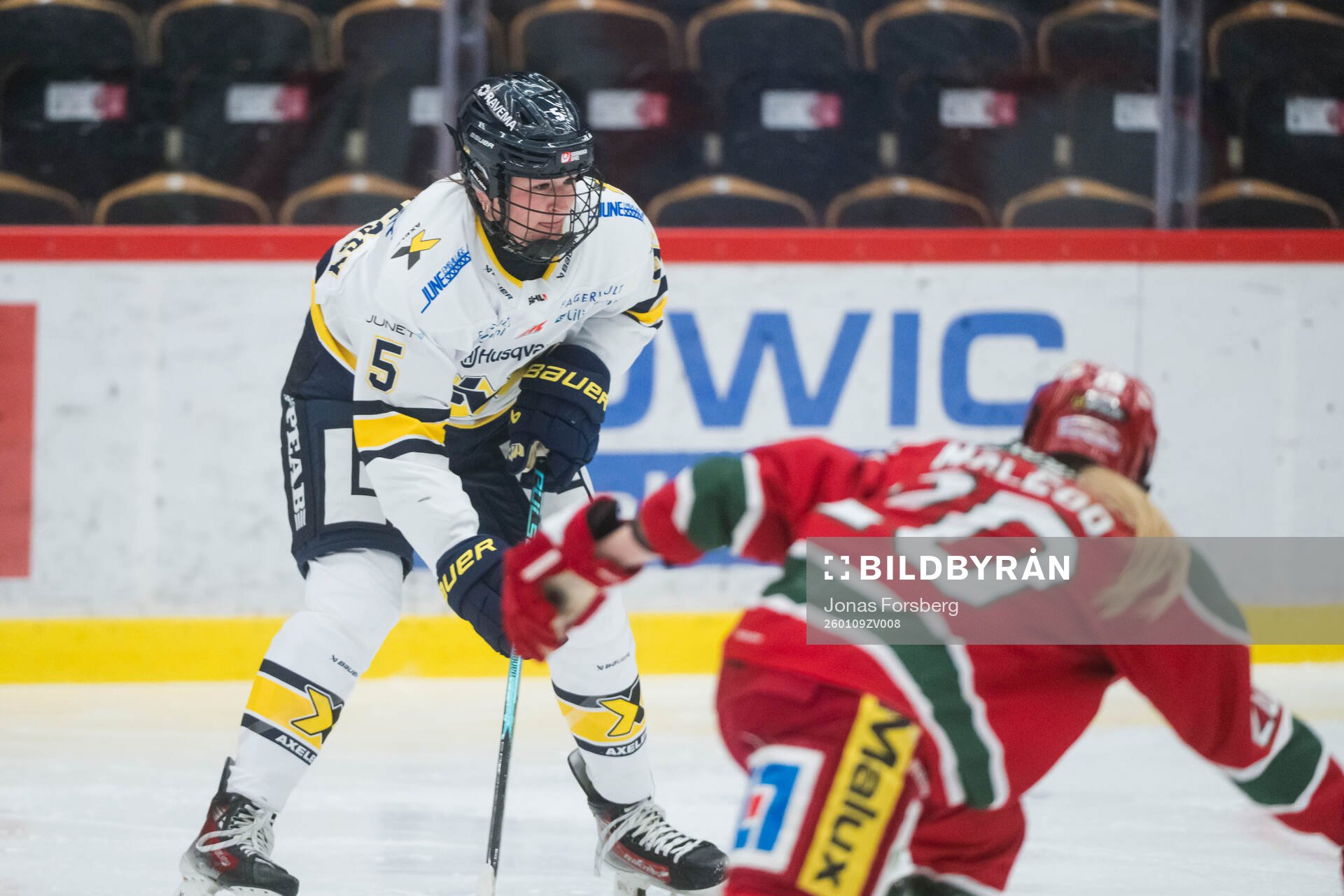 HV71s Julia Shaunessy