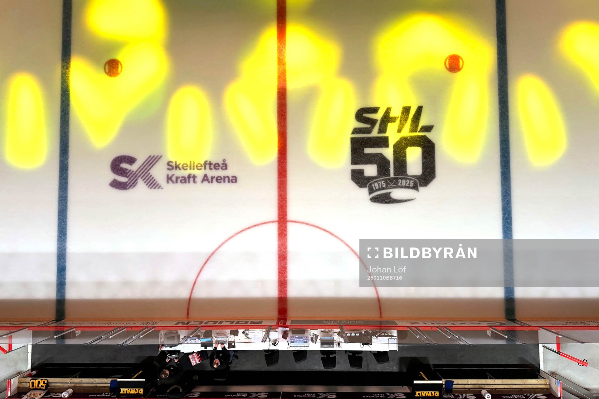 Skellefteå Kraft Arena och SHL 50 år logga innan