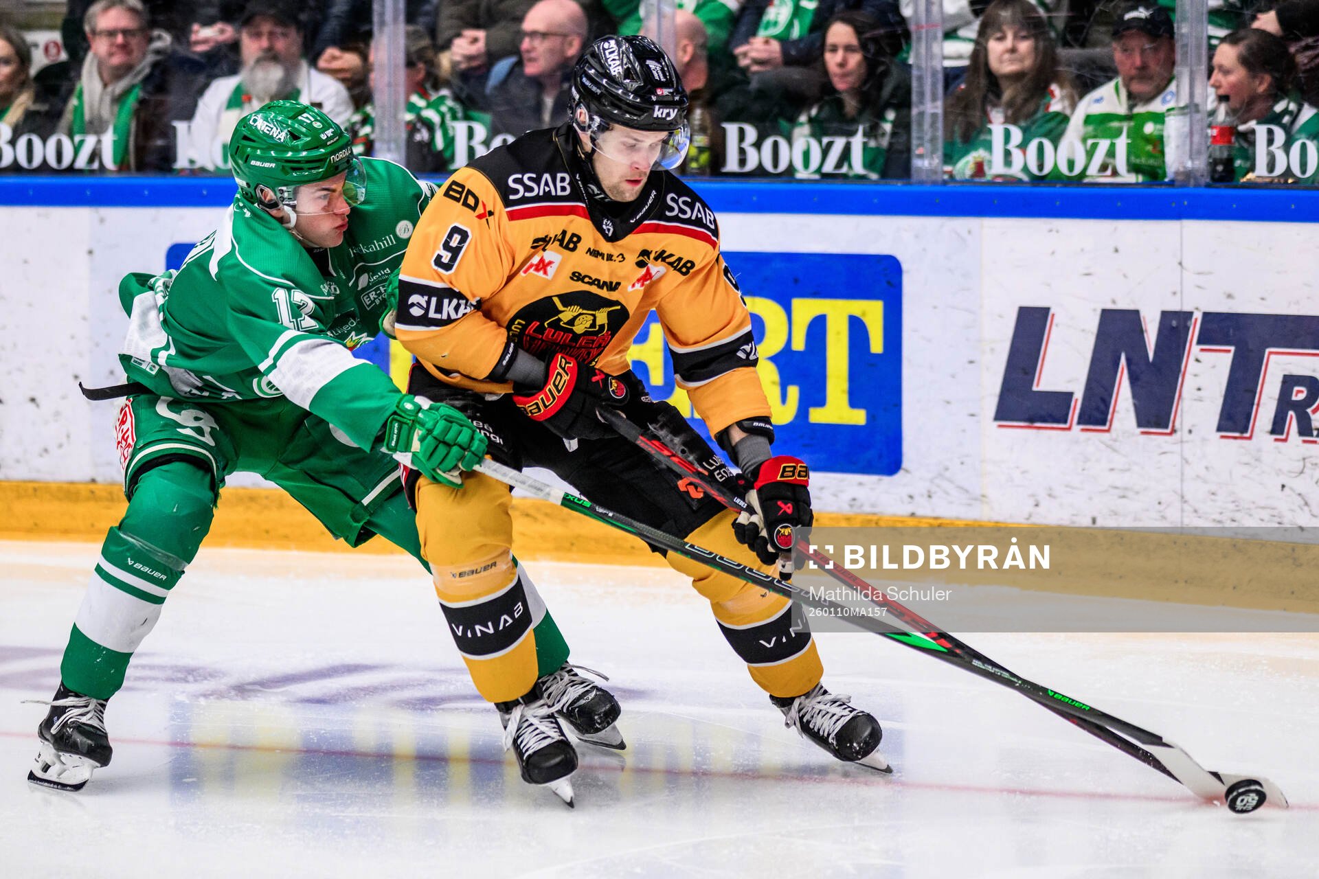 Rögles Isak Norlin och Luleås Heikki Liedes