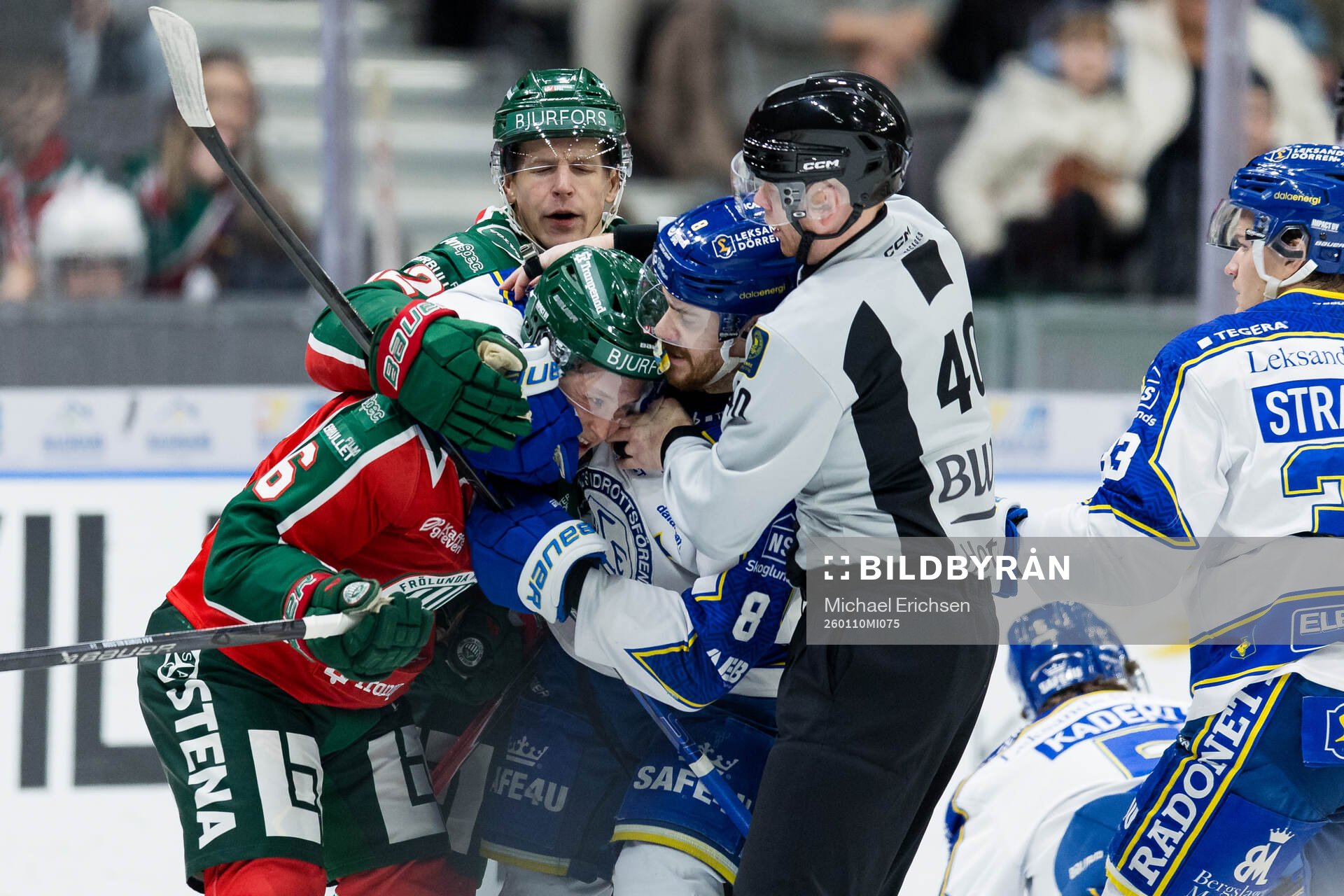 Frölundas Filip Hasa och Leksands Matt Caito