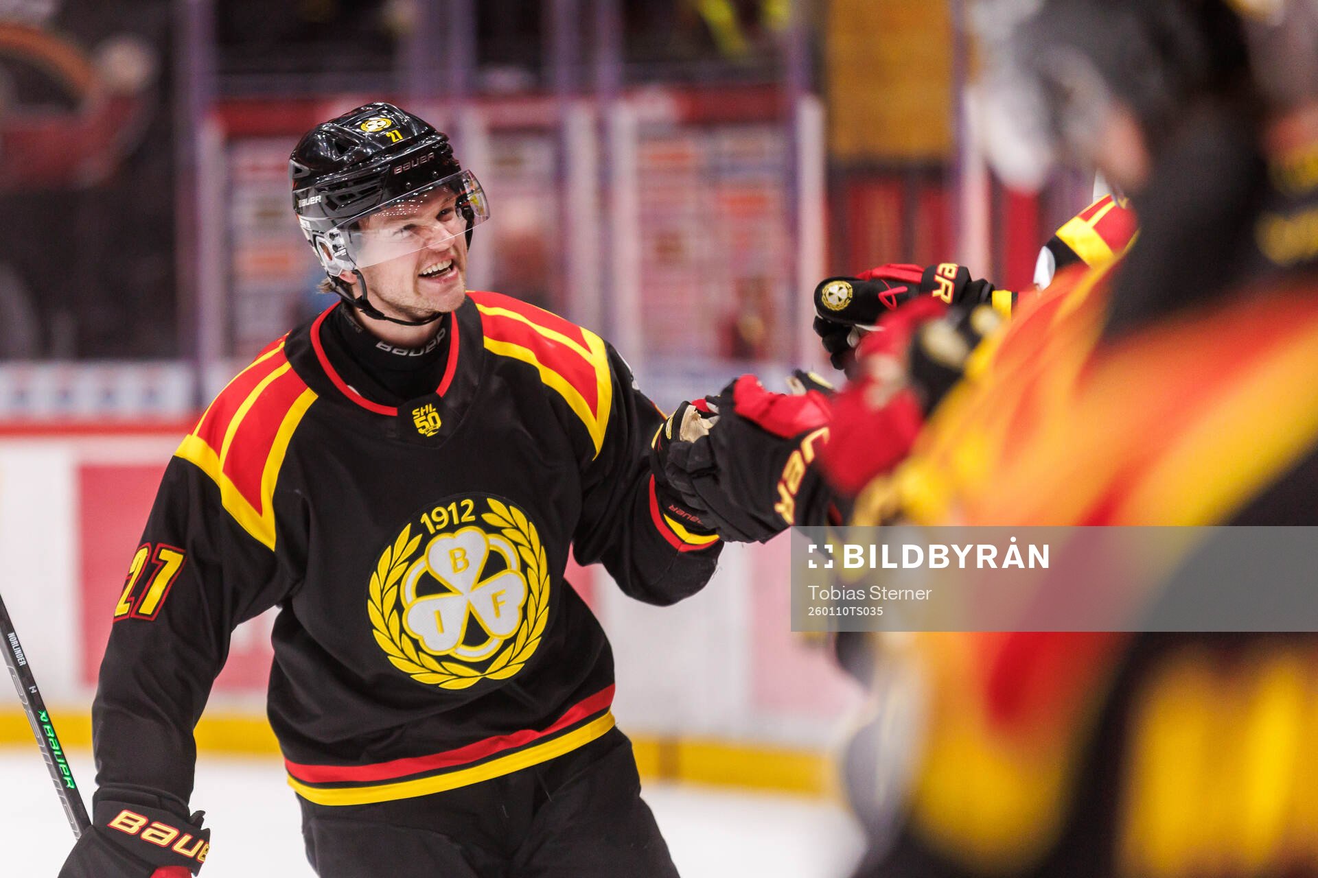 Brynäs Mattias Norlinder jublar