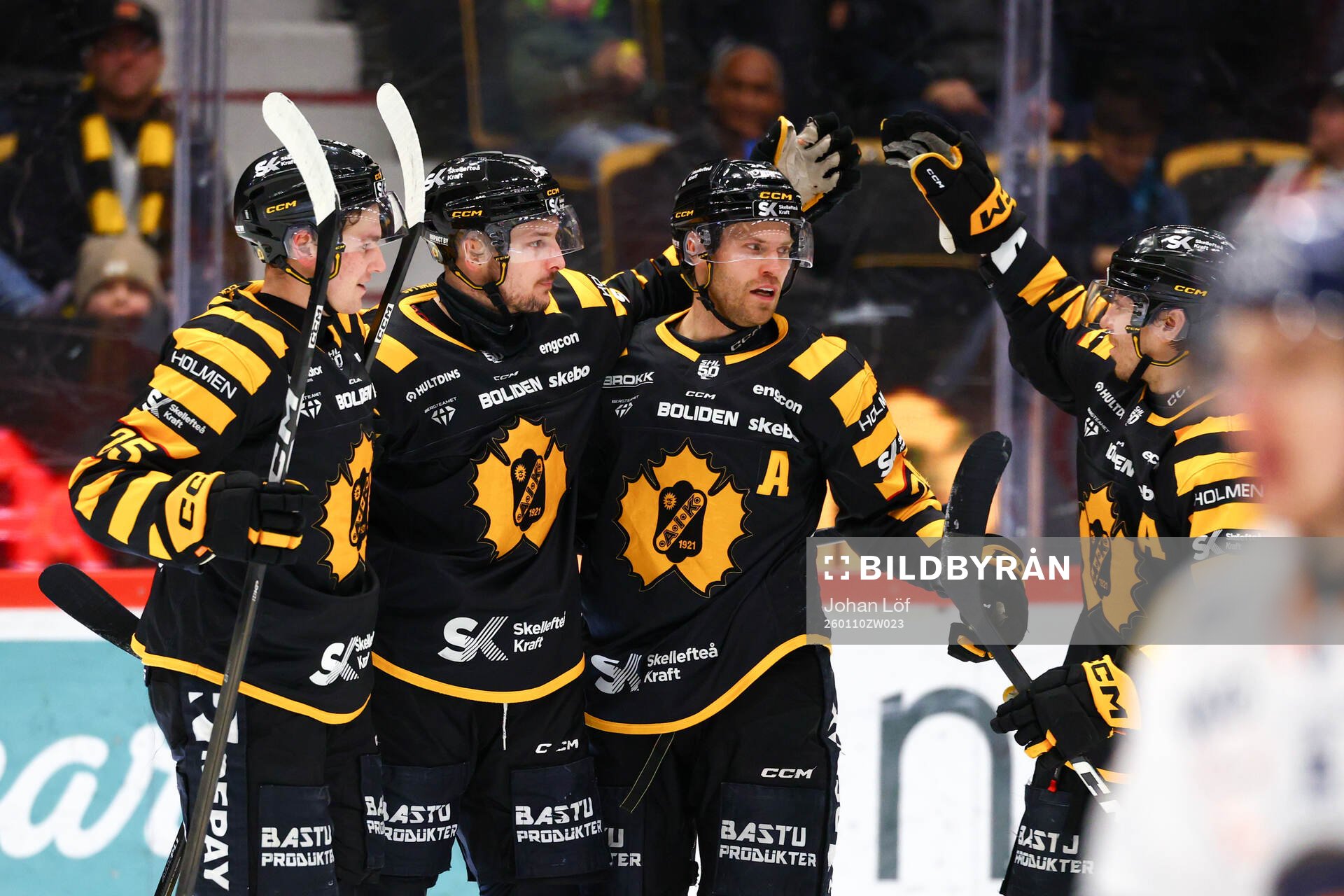 Skellefteås Oliver Okuliar jublar