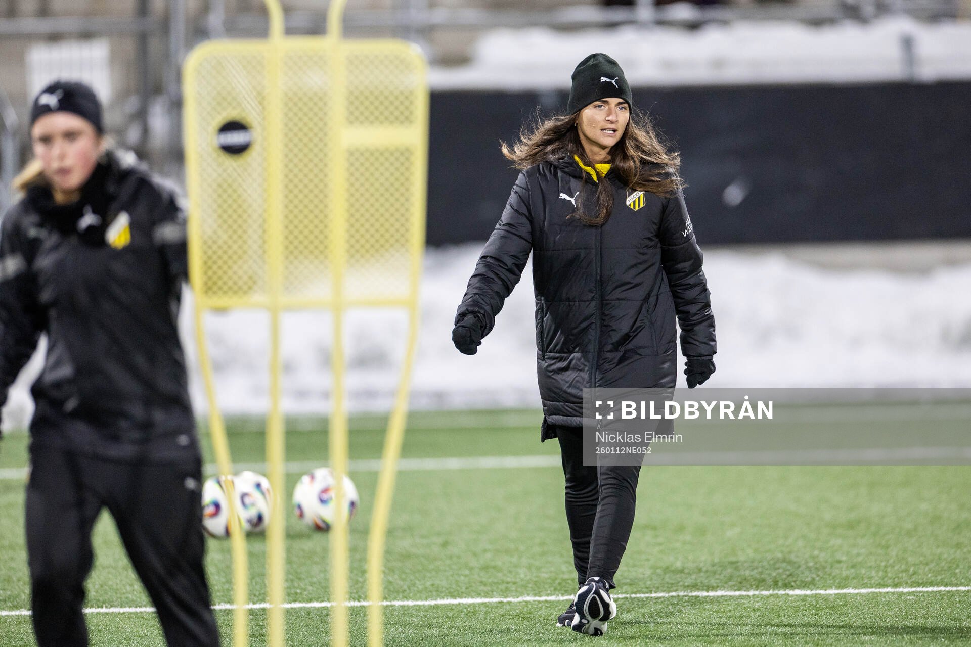 Häckens tränare Elena Sadiku