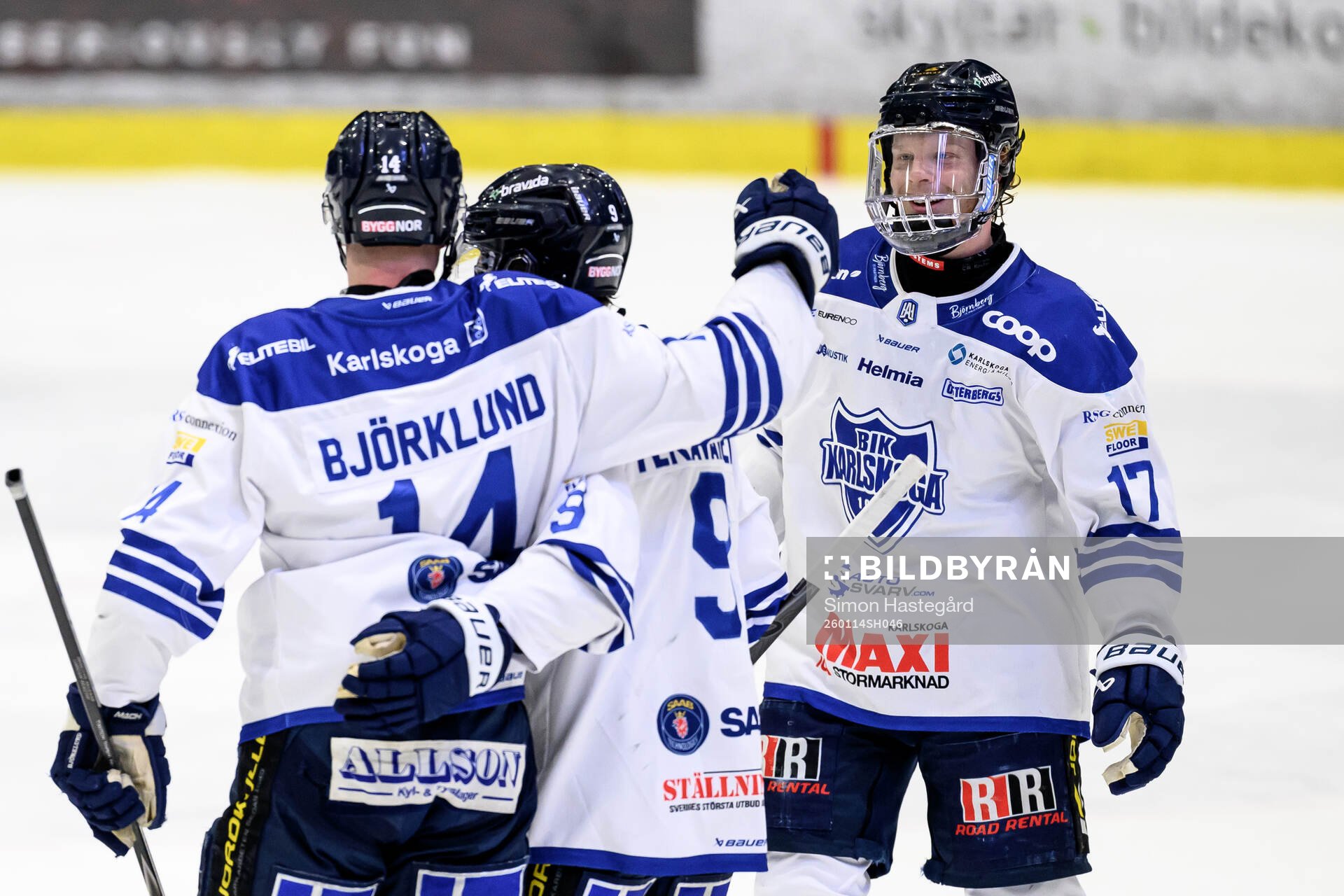 Karlskogas Åke Stakkestad jublar