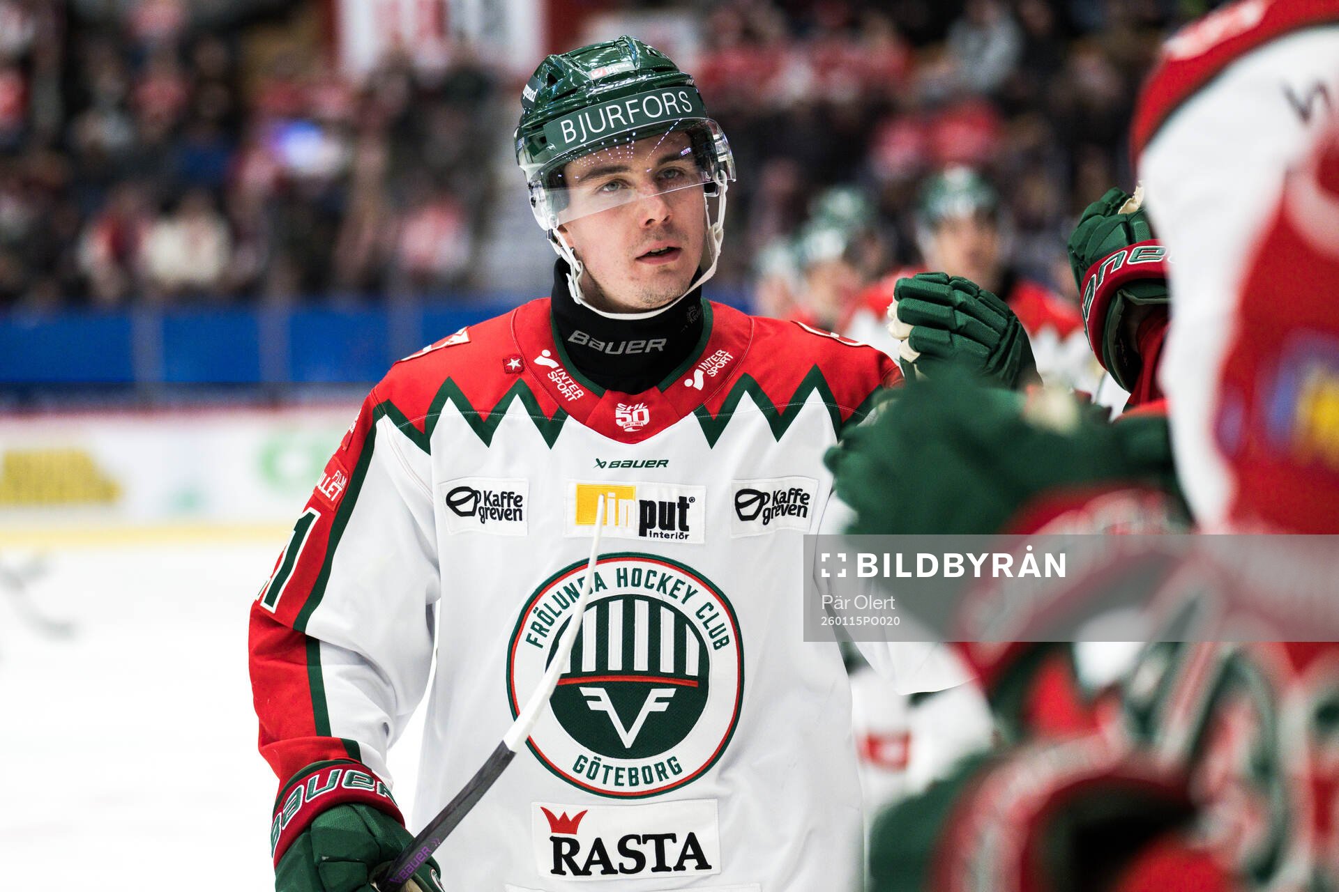 Frölundas Jere Innala jublar