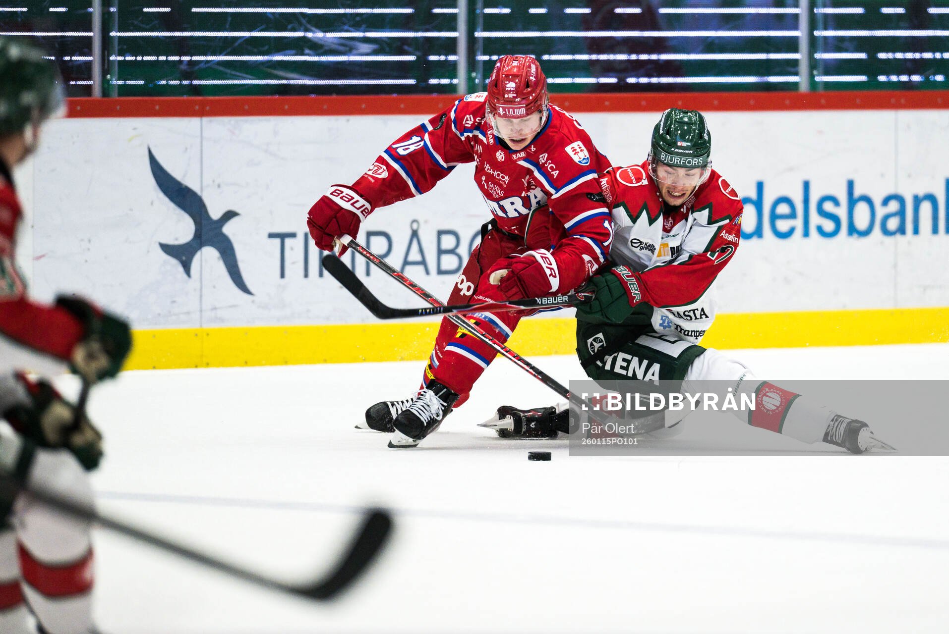 Timrås Eddie Genborg och Frölundas Isac Born