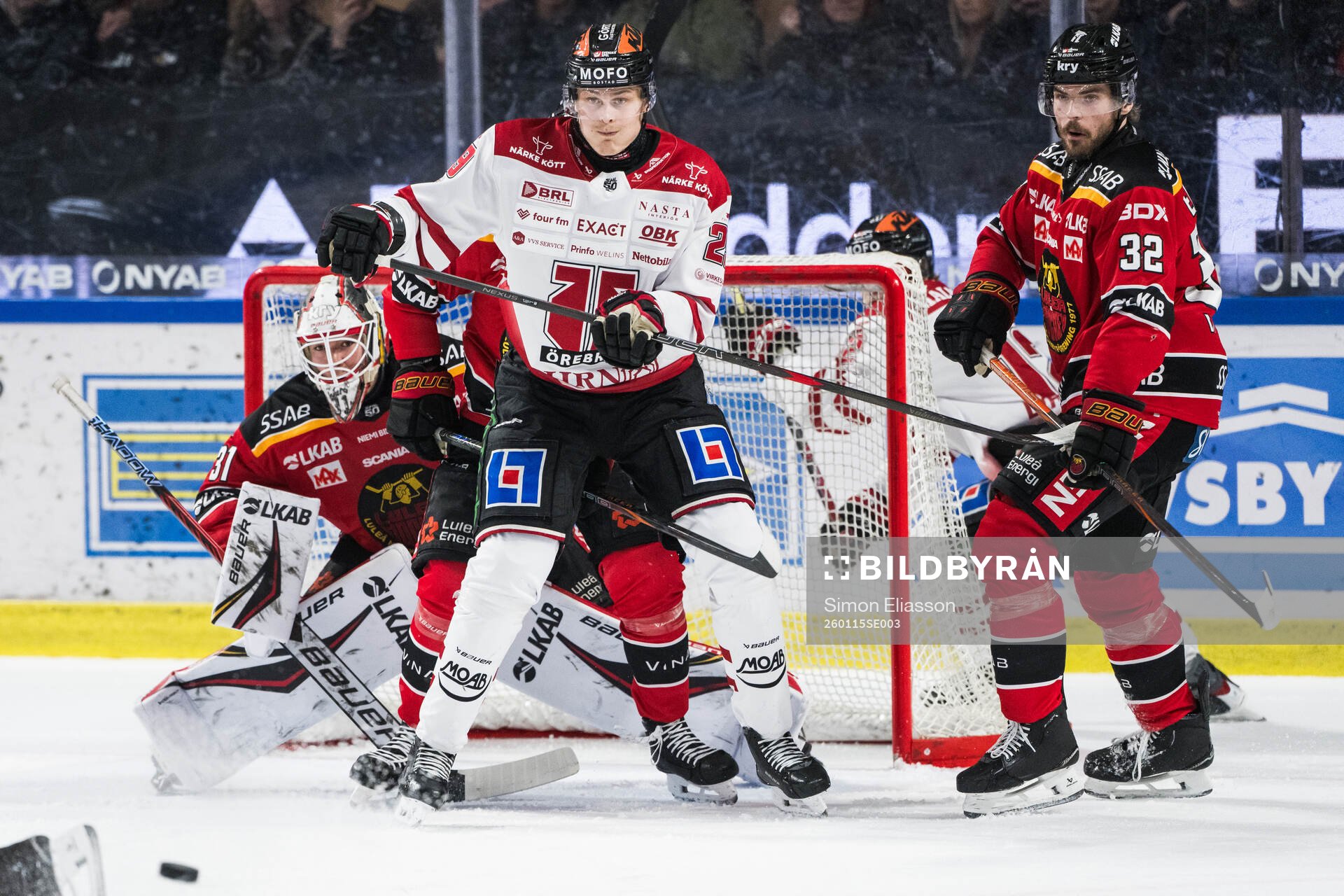 Luleås målvakt Matteus Ward och Örebros Milton Oscarson
