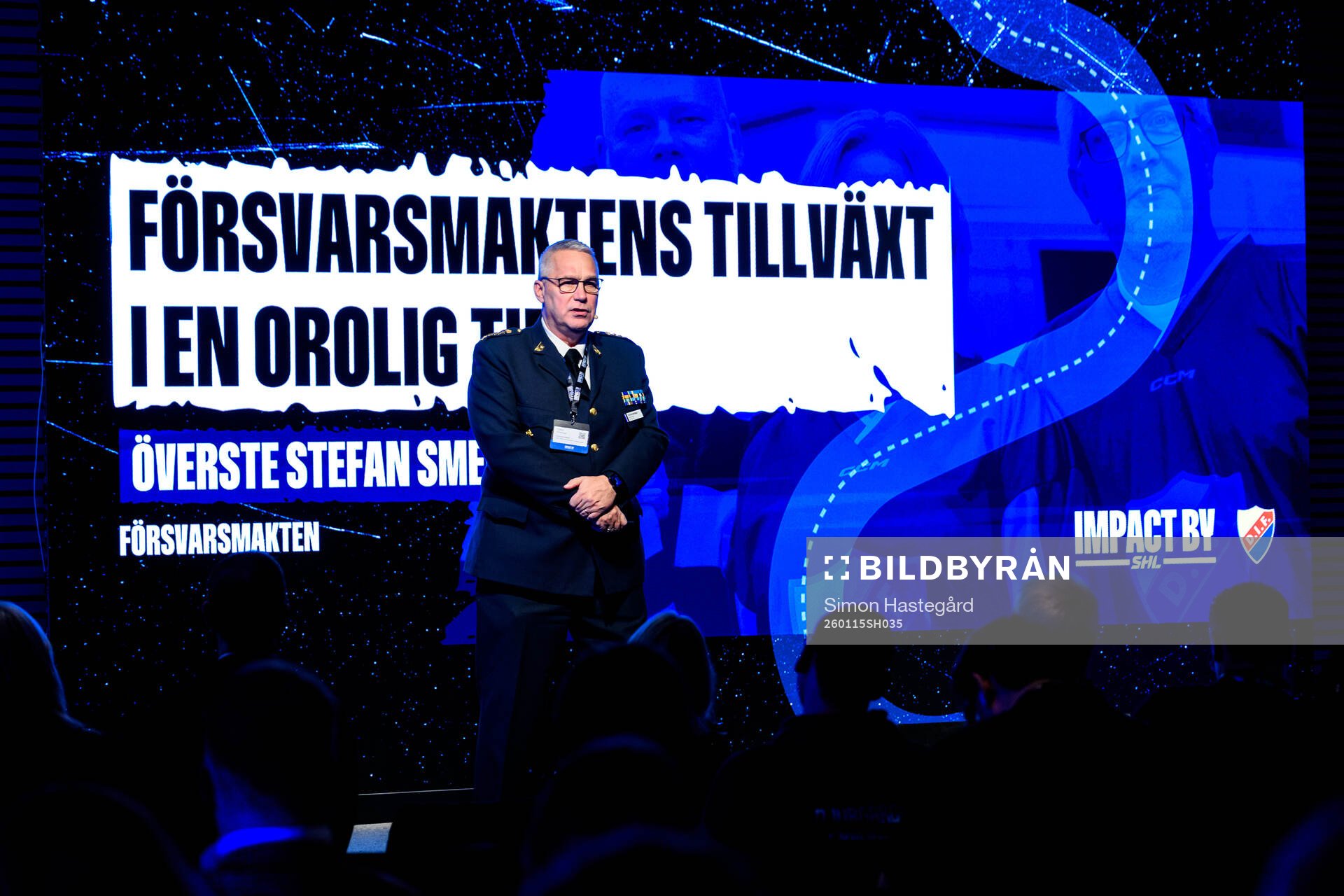 Överste Stefan Smedman, Försvarsmakten