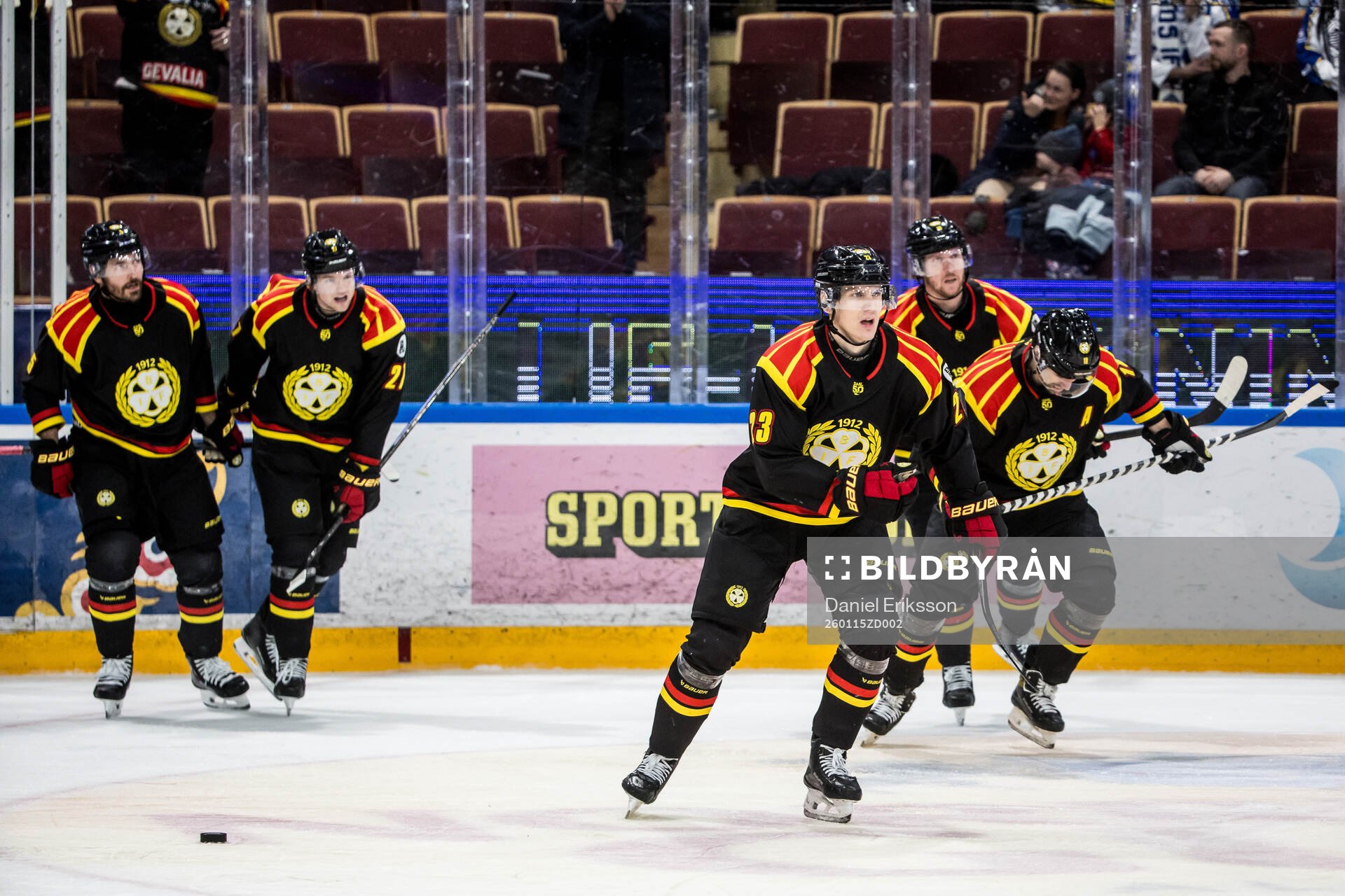 Brynäs Oskar Lindblom jublar
