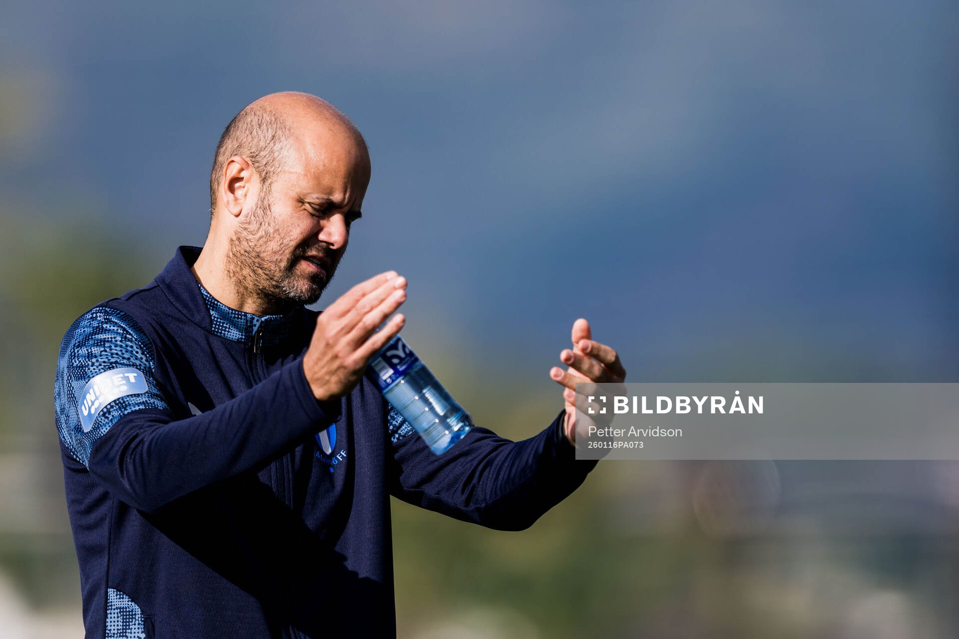 Head coach Miguel Angel Ramirez of Malmö FF looks dejected