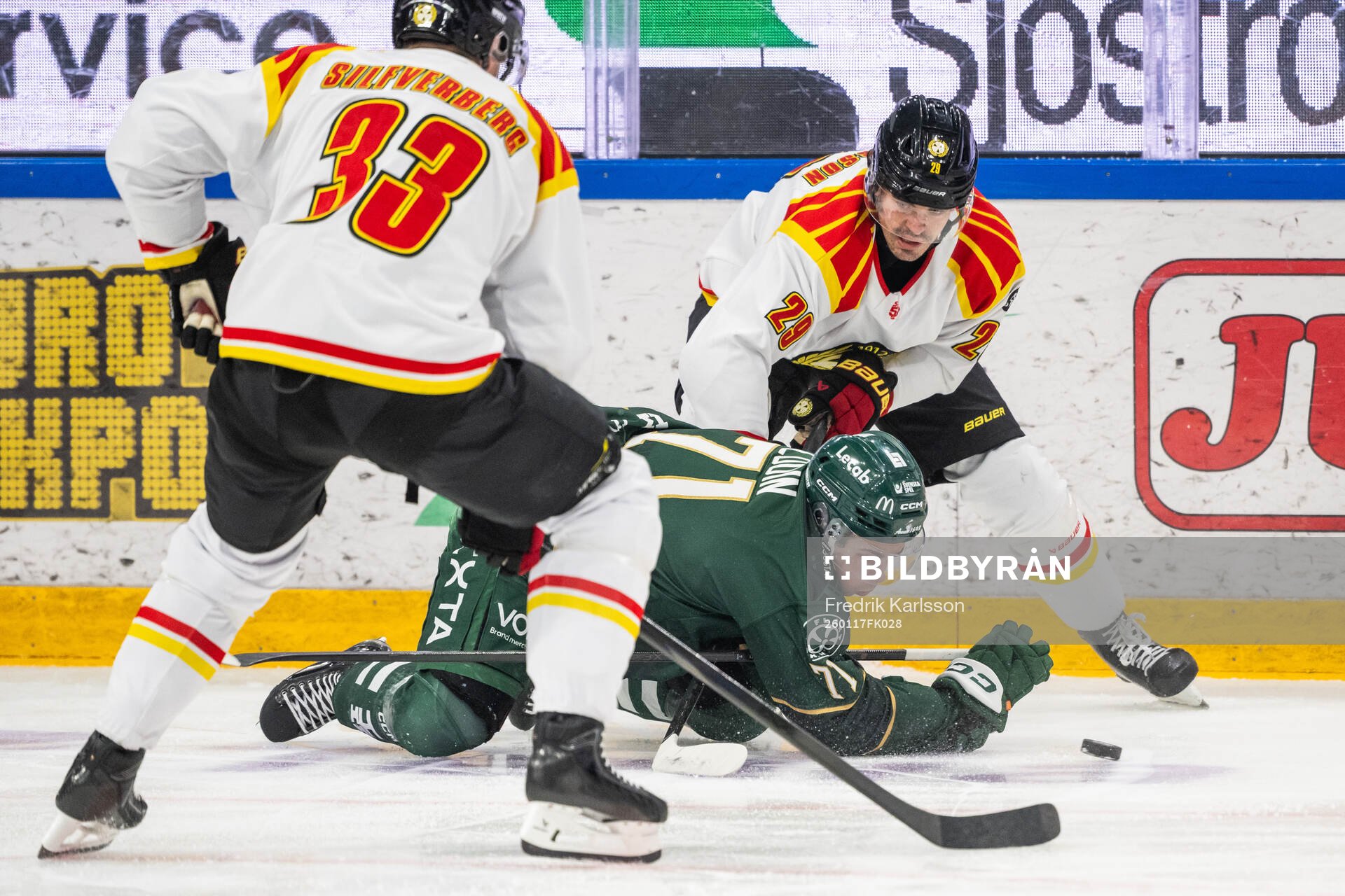 Färjestads Viktor Lodin och Brynäs Axel Andersson