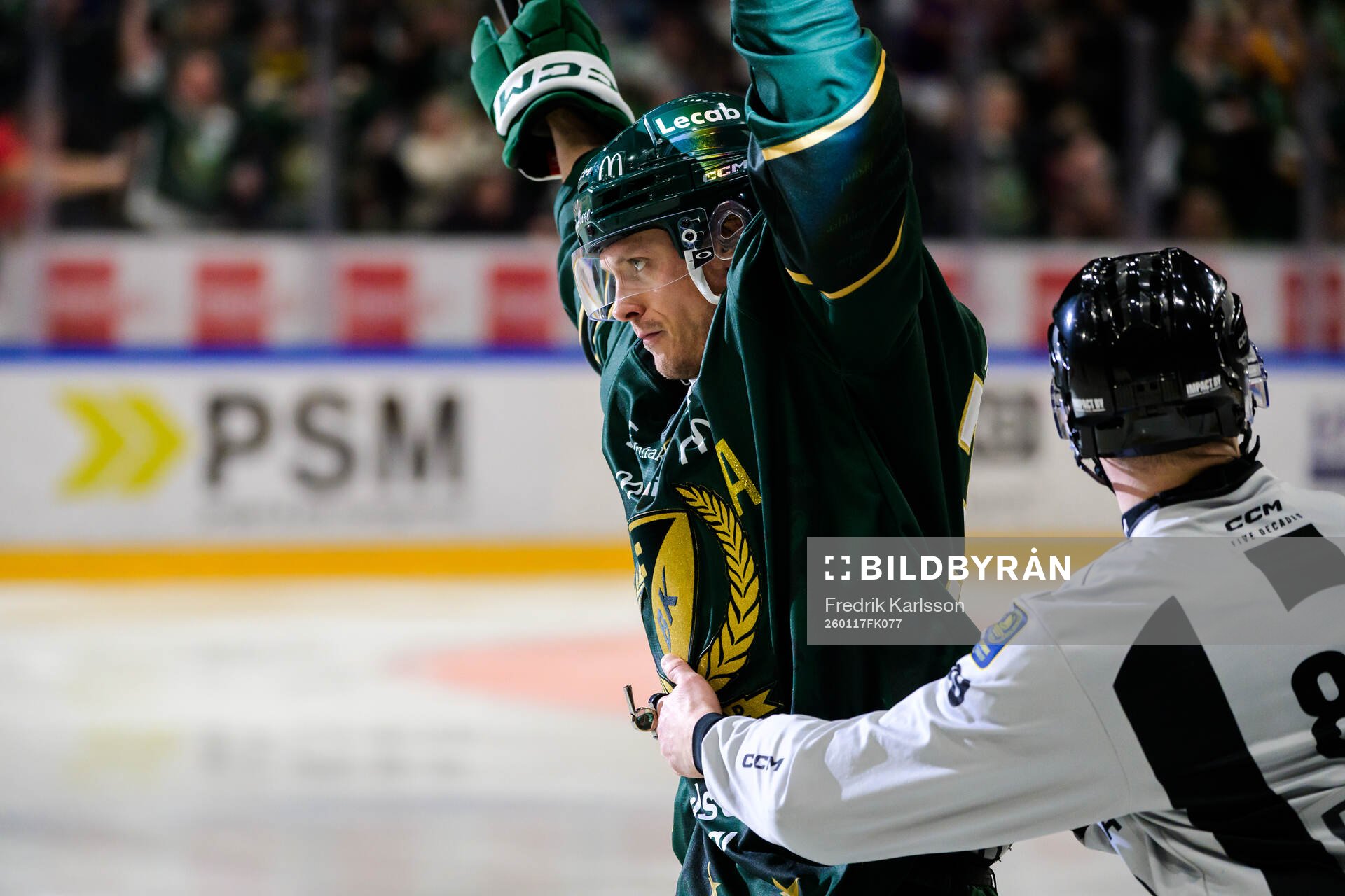 Färjestads Magnus Nygren jublar