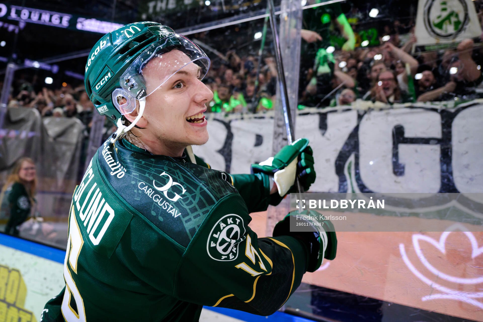 Färjestads Jack Berglund jublar