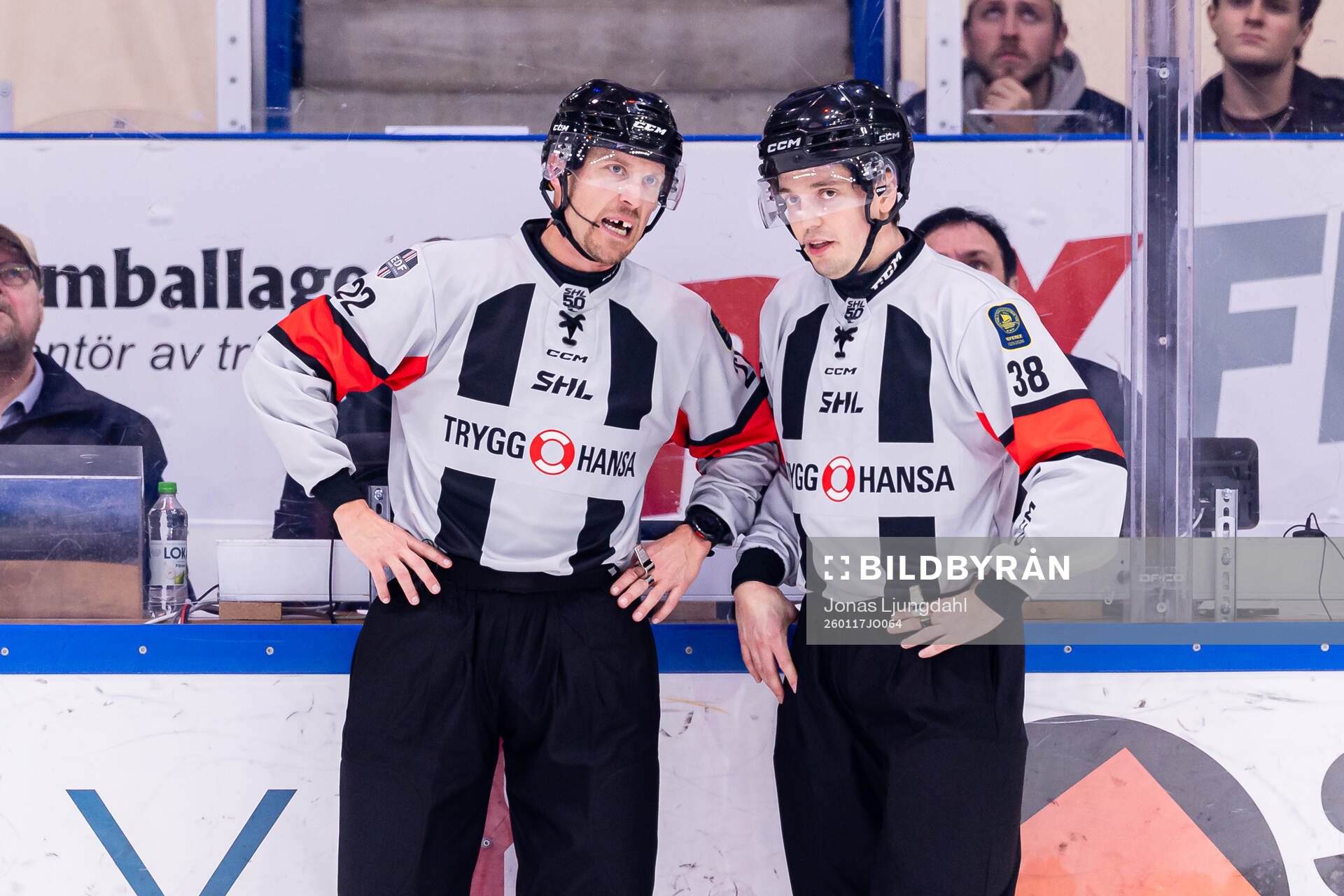 domare Andreas Harnebring och Domare Marcus Wannerstedt