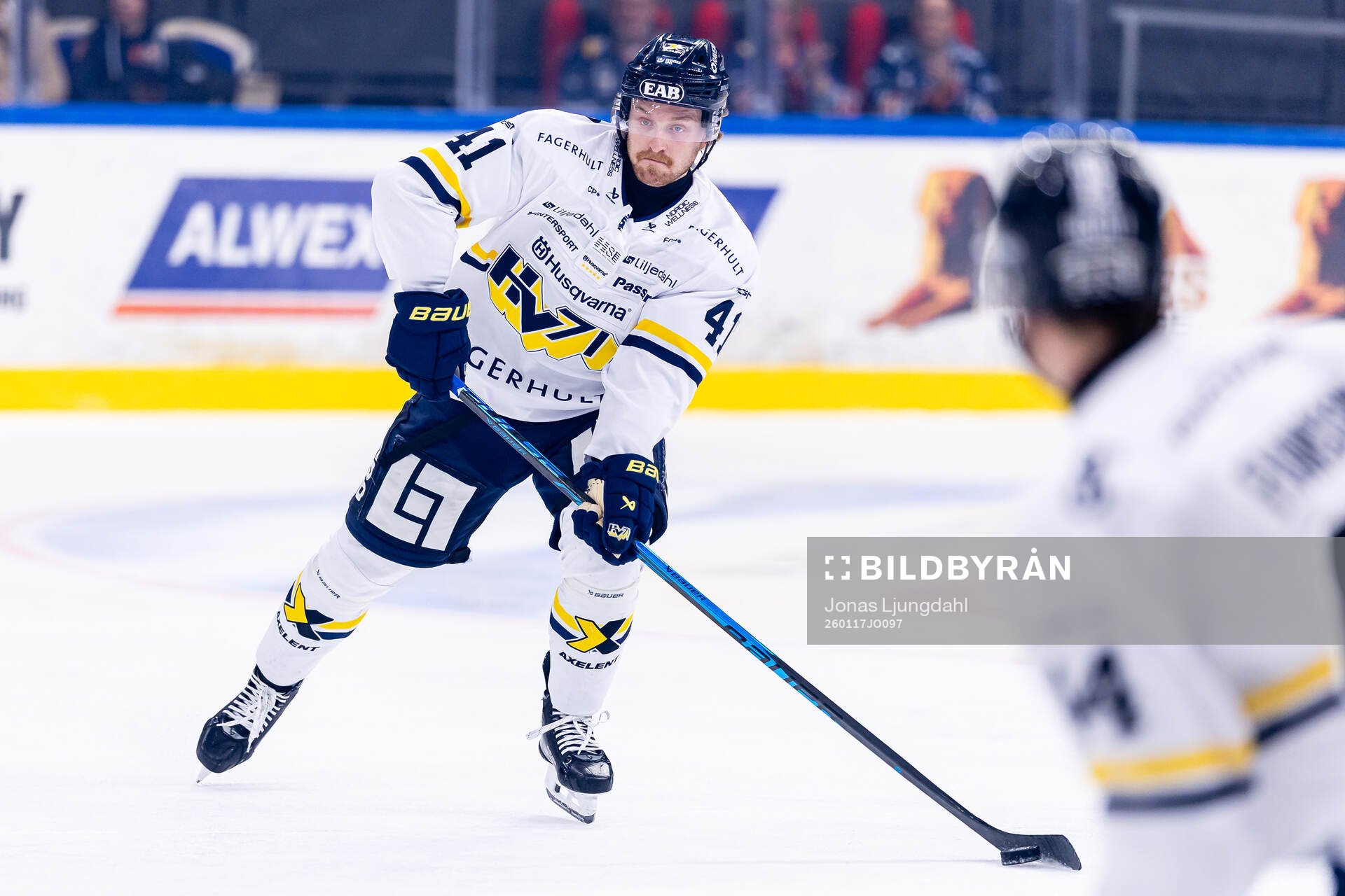 HV71s Riley Woods