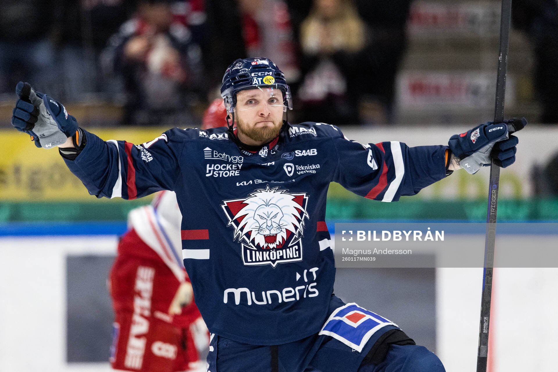 Linköpings Robin Kovacs jublar