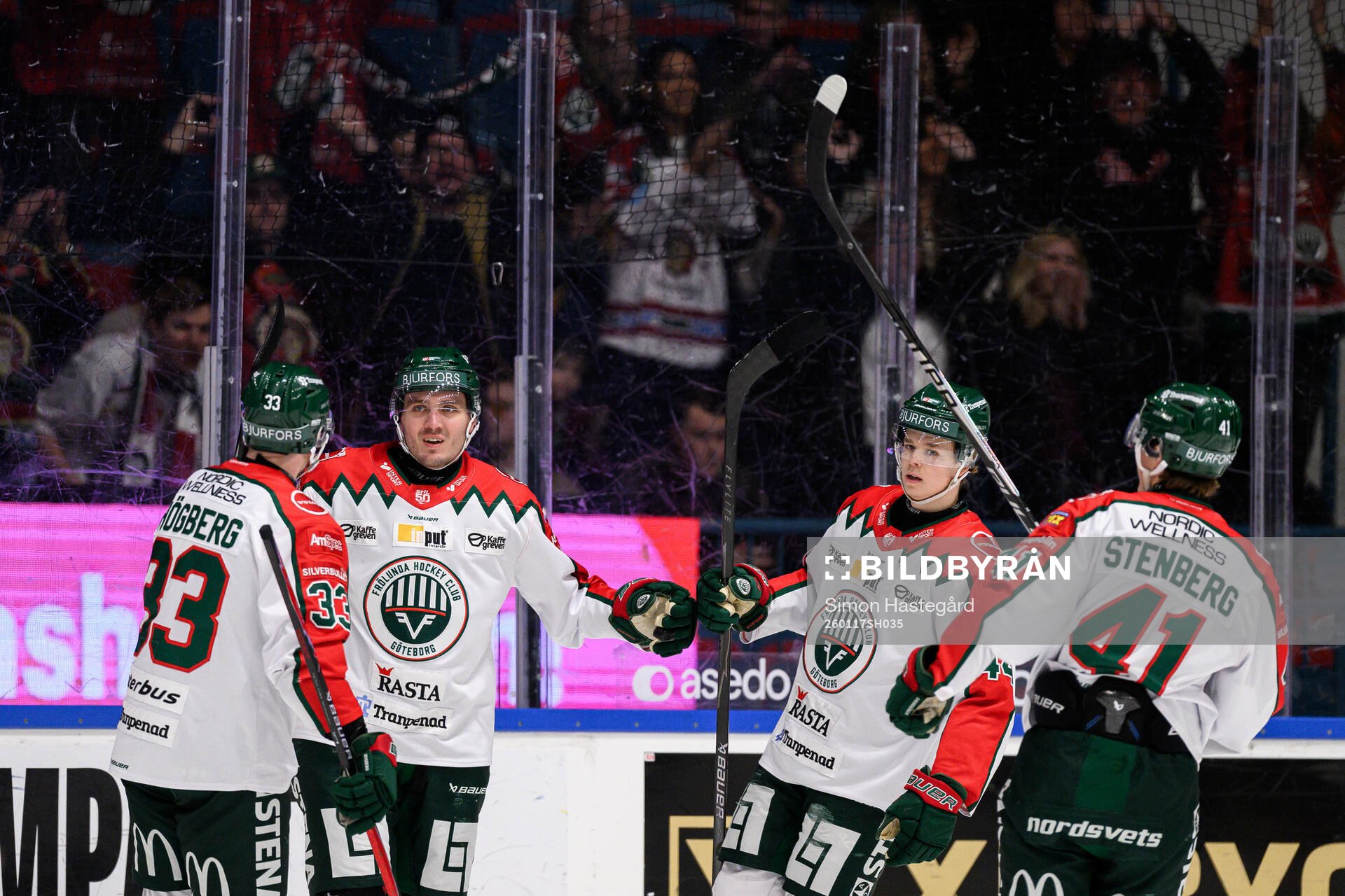 Frölundas Max Lindholm jublar