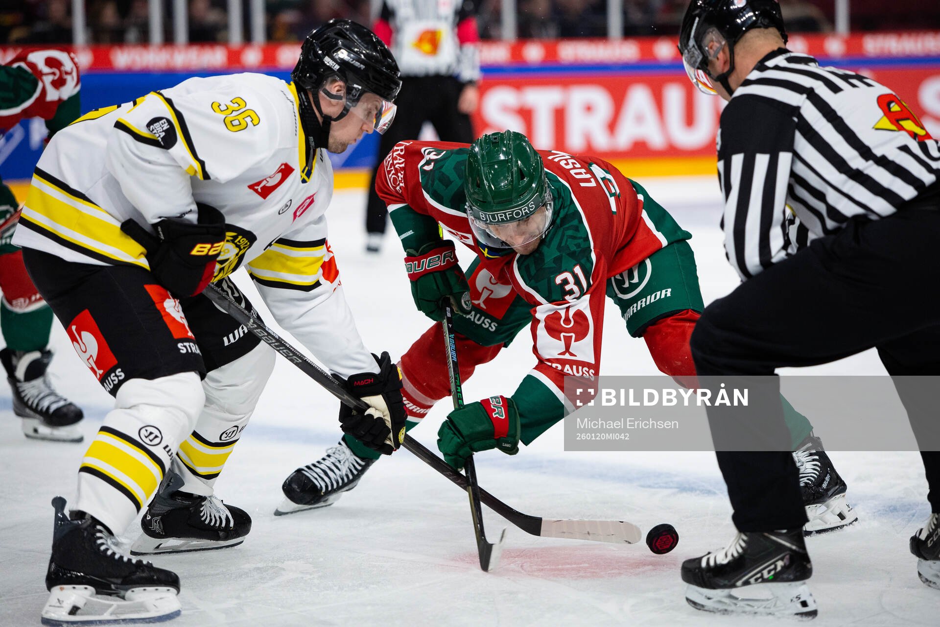 Linus Ölund of Brynäs and Nicklas Lasu of Frölunda