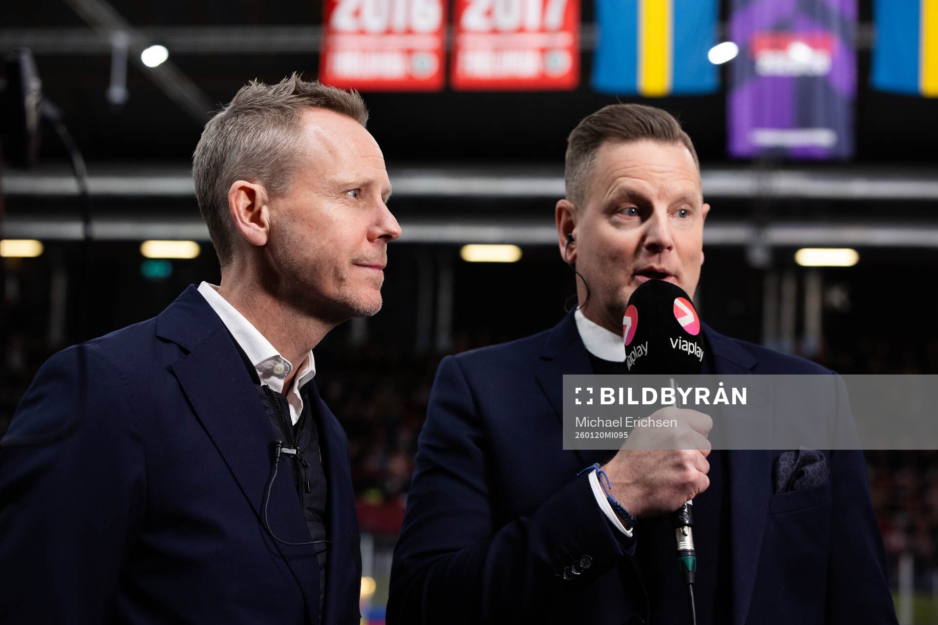 Head coach Robert Ohlsson of Frölunda is interviewed by