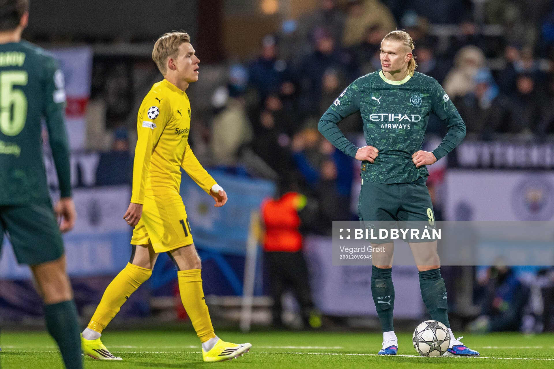 Erling Braut Haaland of Manchester City looks dejected