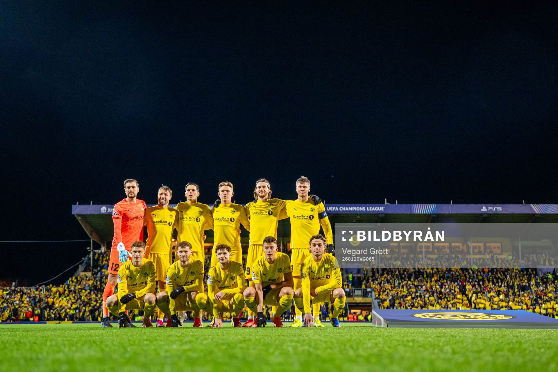 The starting eleven of Bodø/Glimt pose for a team photo