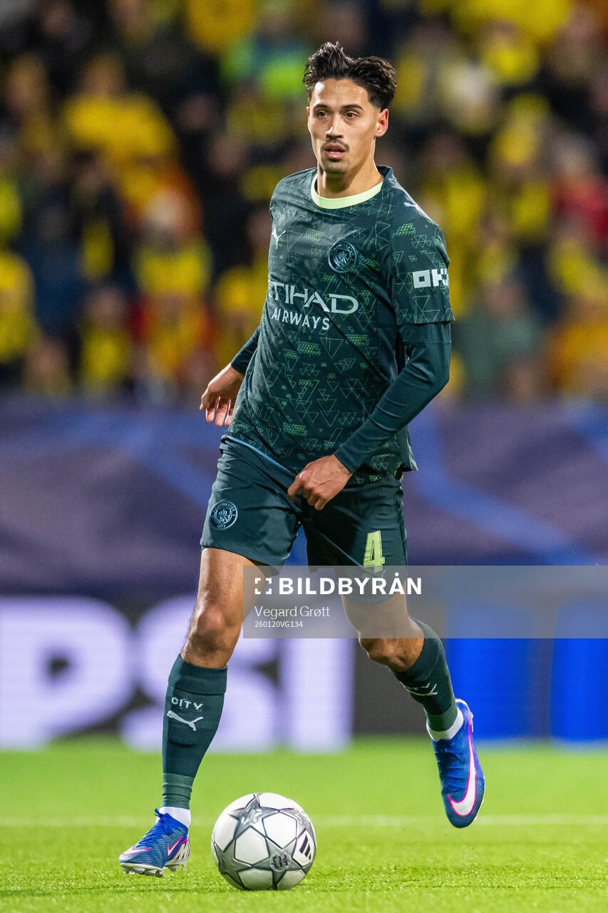 Tijjani Reijnders of Manchester City