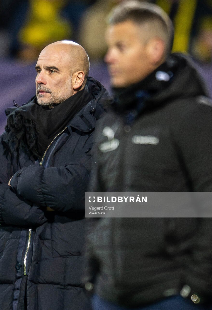 Head coach Pep Guardiola of Manchester City and head coach